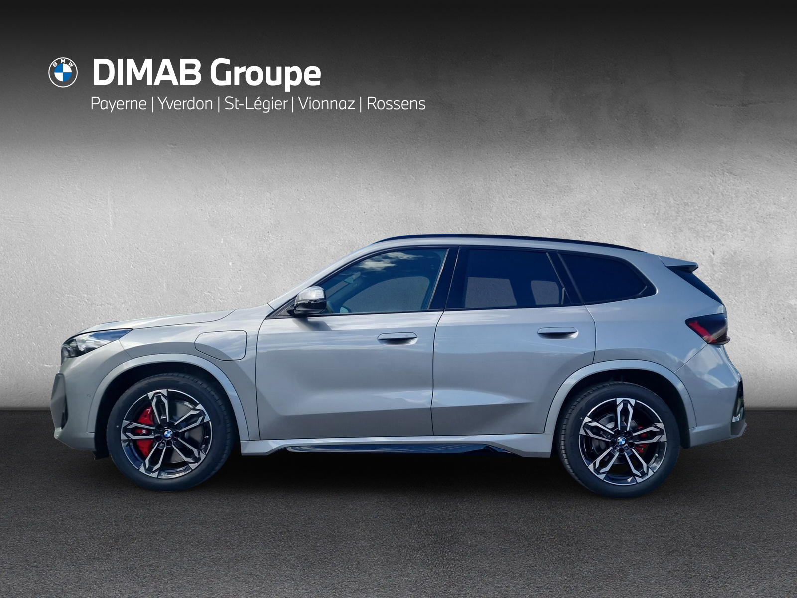 BMW X1 xDrive 30e M Sport Pro-showroom-element-1