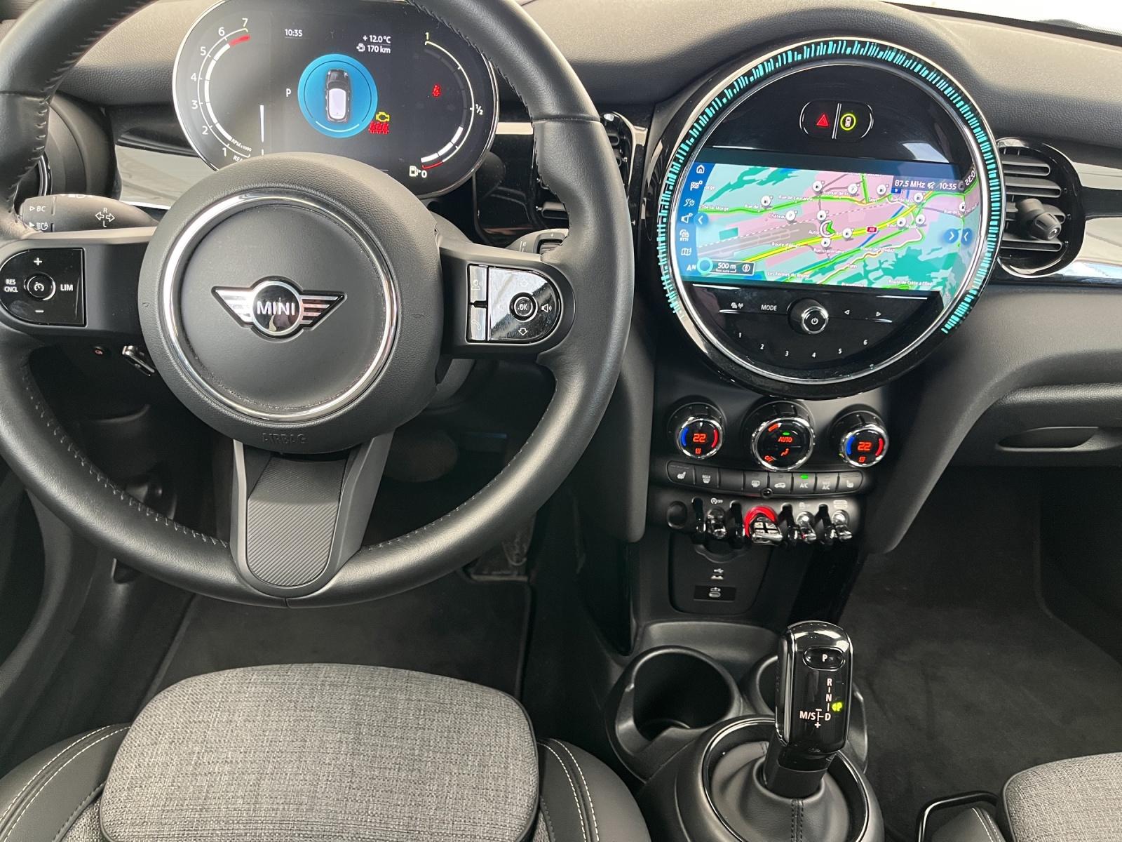 MINI Cooper Steptronic DKG (CH)-image-11