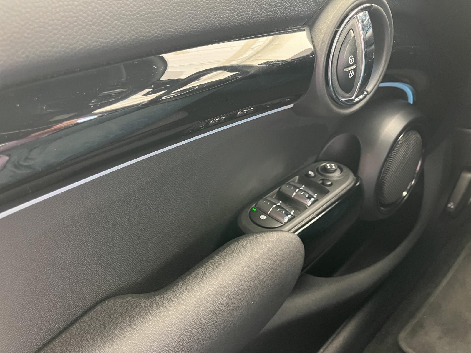 MINI Cooper Steptronic DKG (CH)-image-16