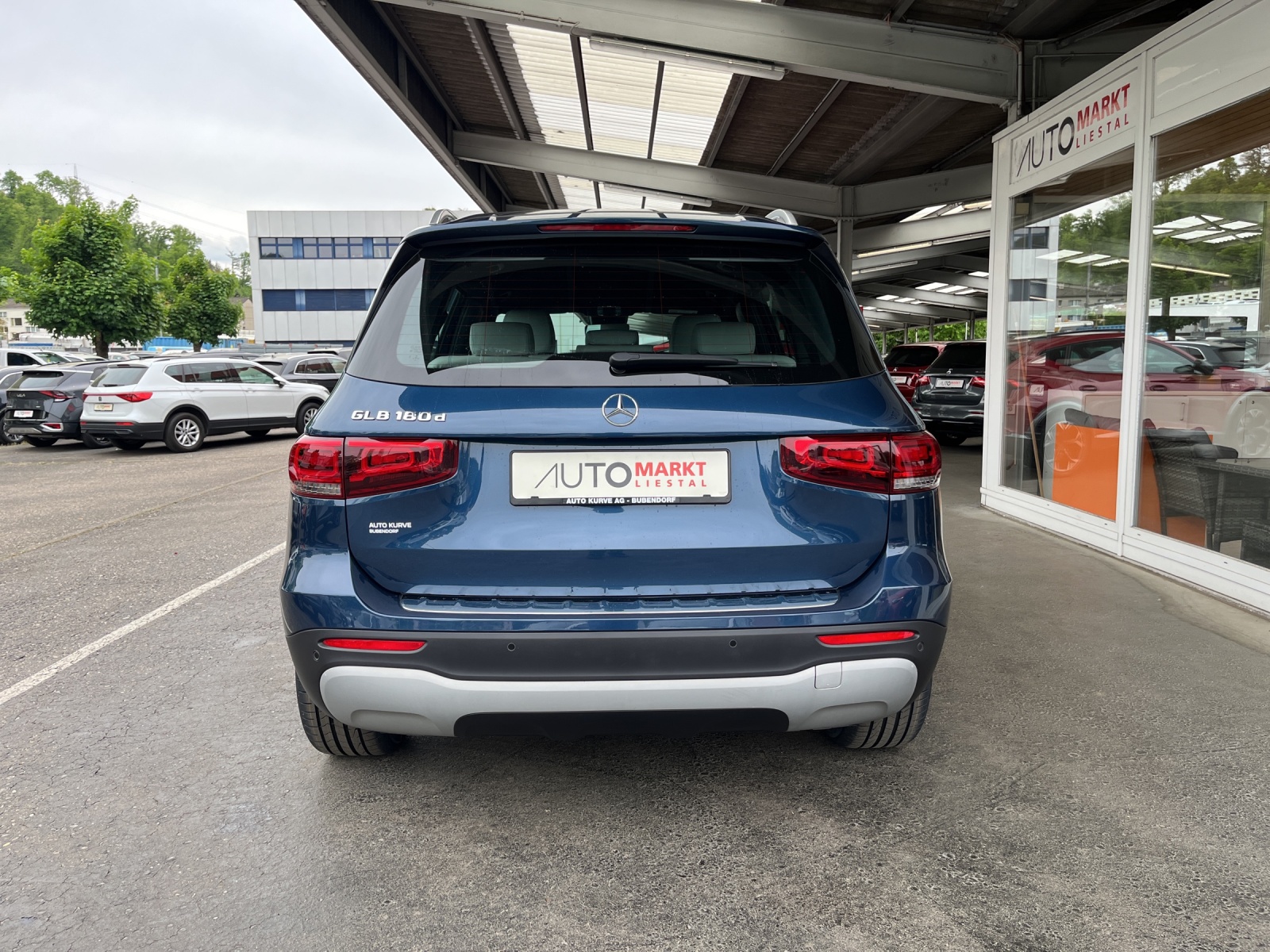 MERCEDES-BENZ GLB 180 d Style 8G-Tronic-showroom-element-3