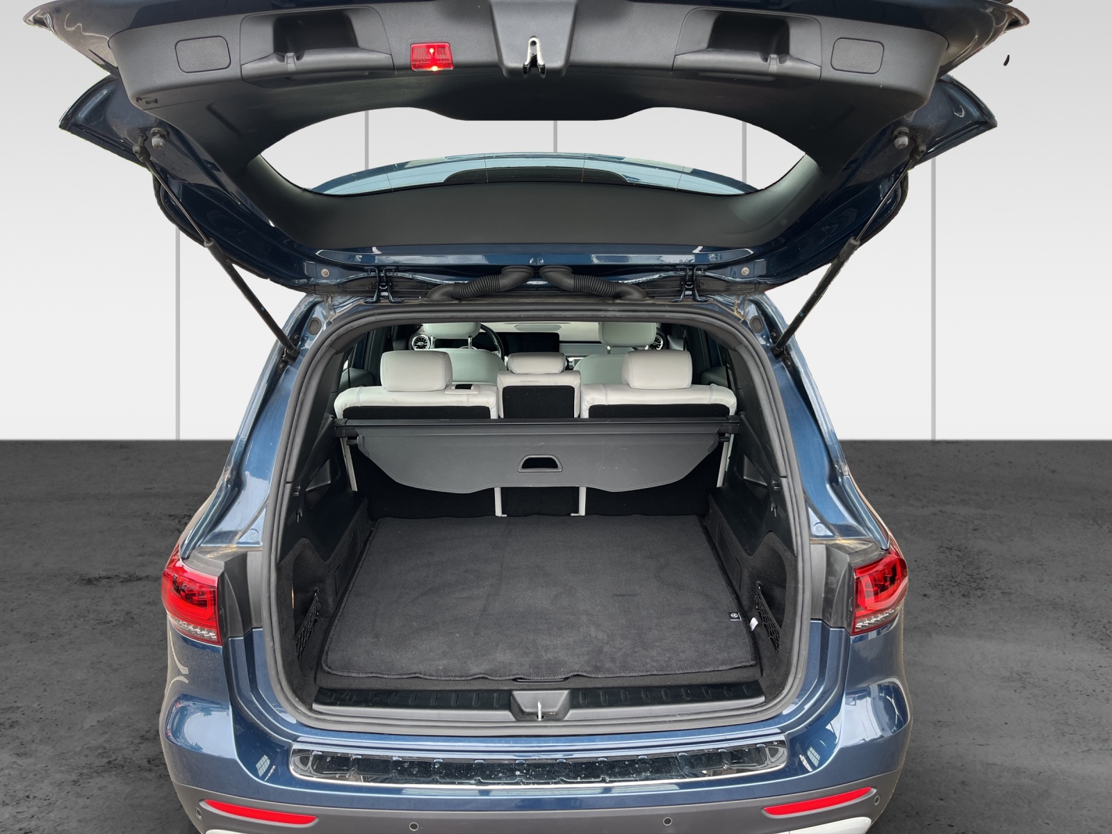MERCEDES-BENZ GLB 180 d Style 8G-Tronic-image-11