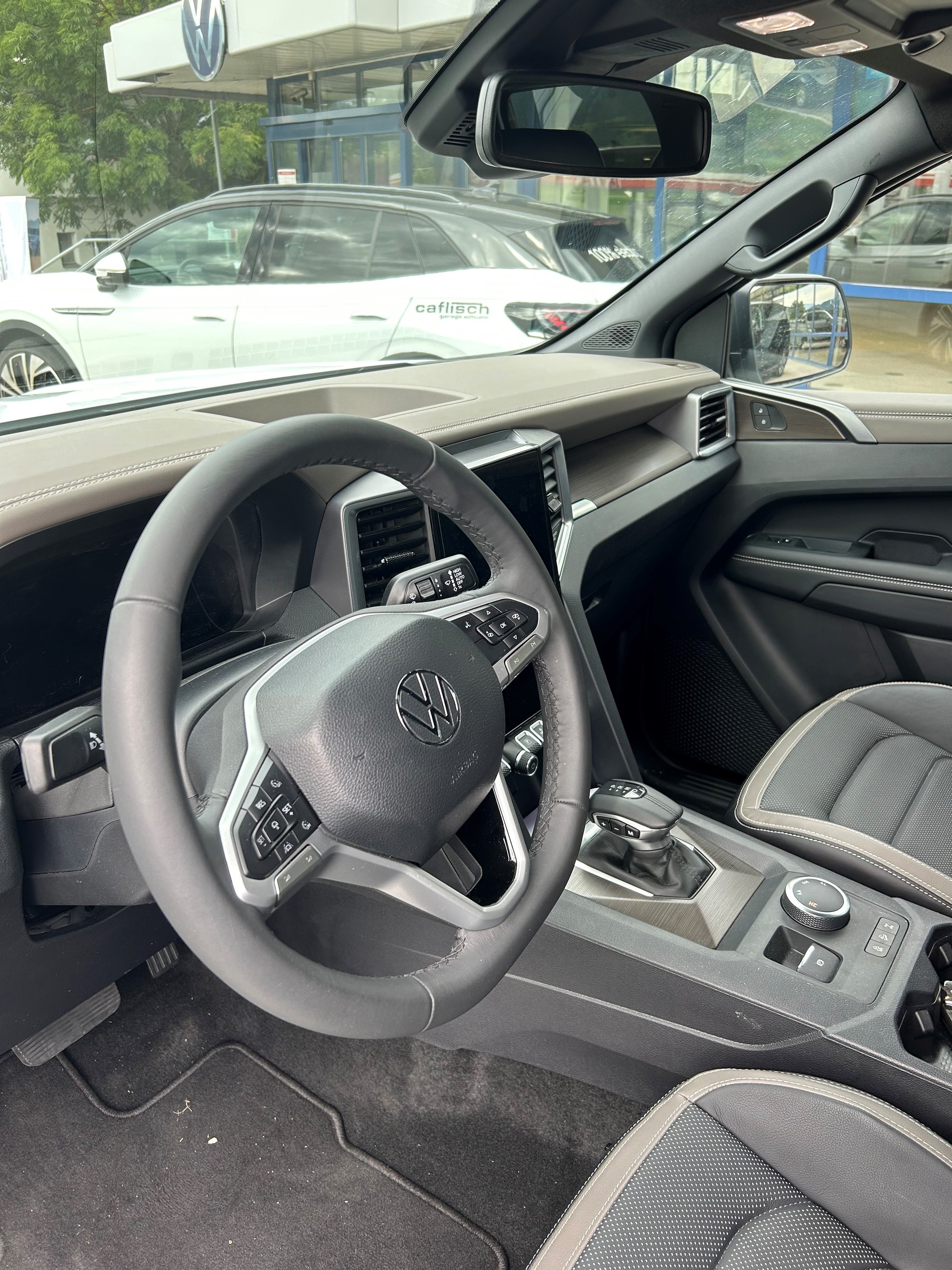 VW Amarok DKab. Pick-up 3.0 TDI 240 Style Winter 1 4m-image-10