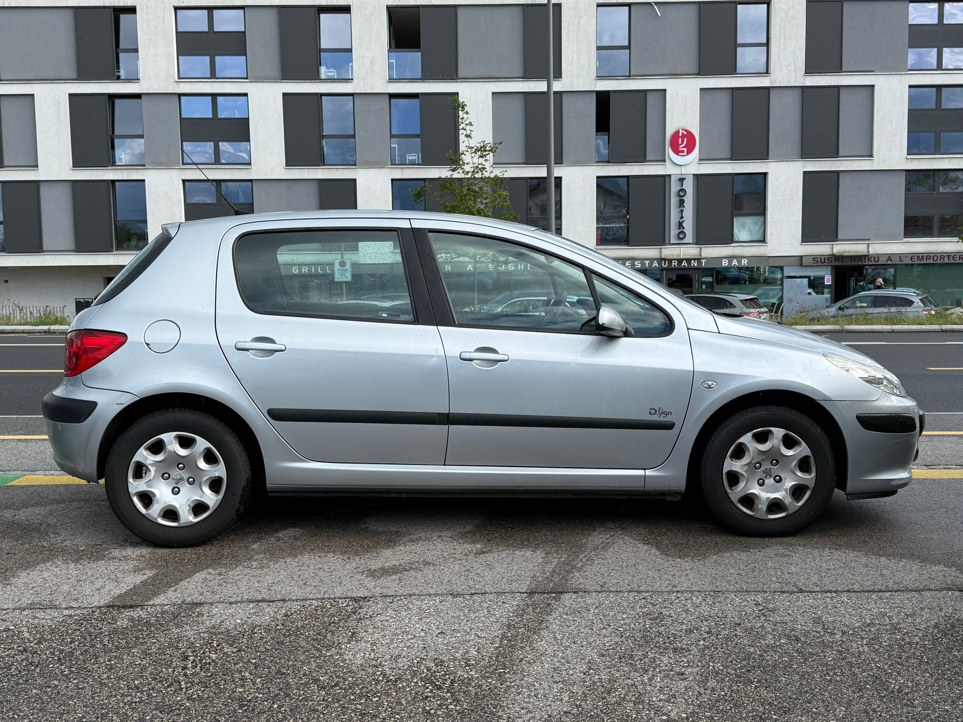 PEUGEOT 307 1.6 16V D.Sign-image-8
