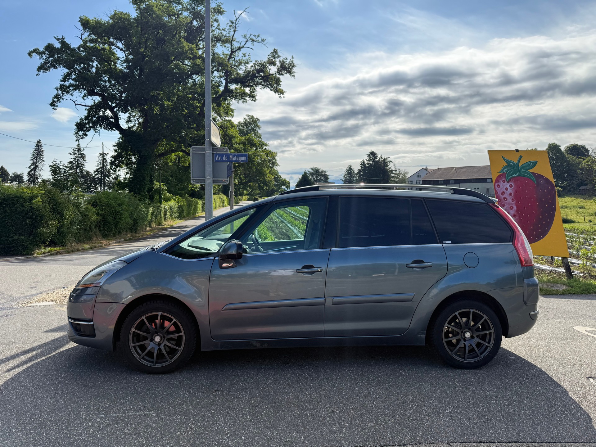 CITROEN Grand C4 Picasso 2.0 HDI Exclusive Automatic-image-3