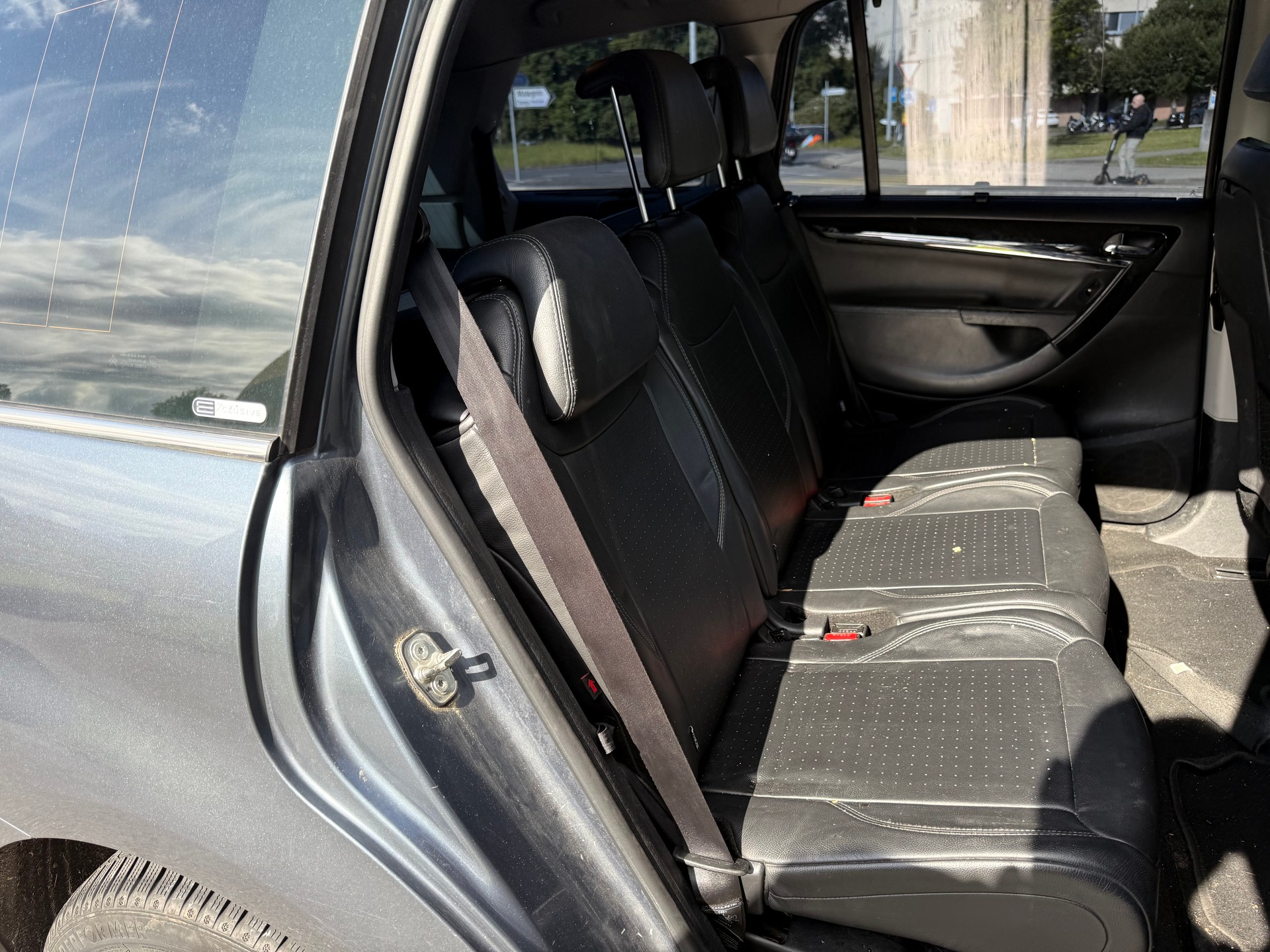 CITROEN Grand C4 Picasso 2.0 HDI Exclusive Automatic-image-8