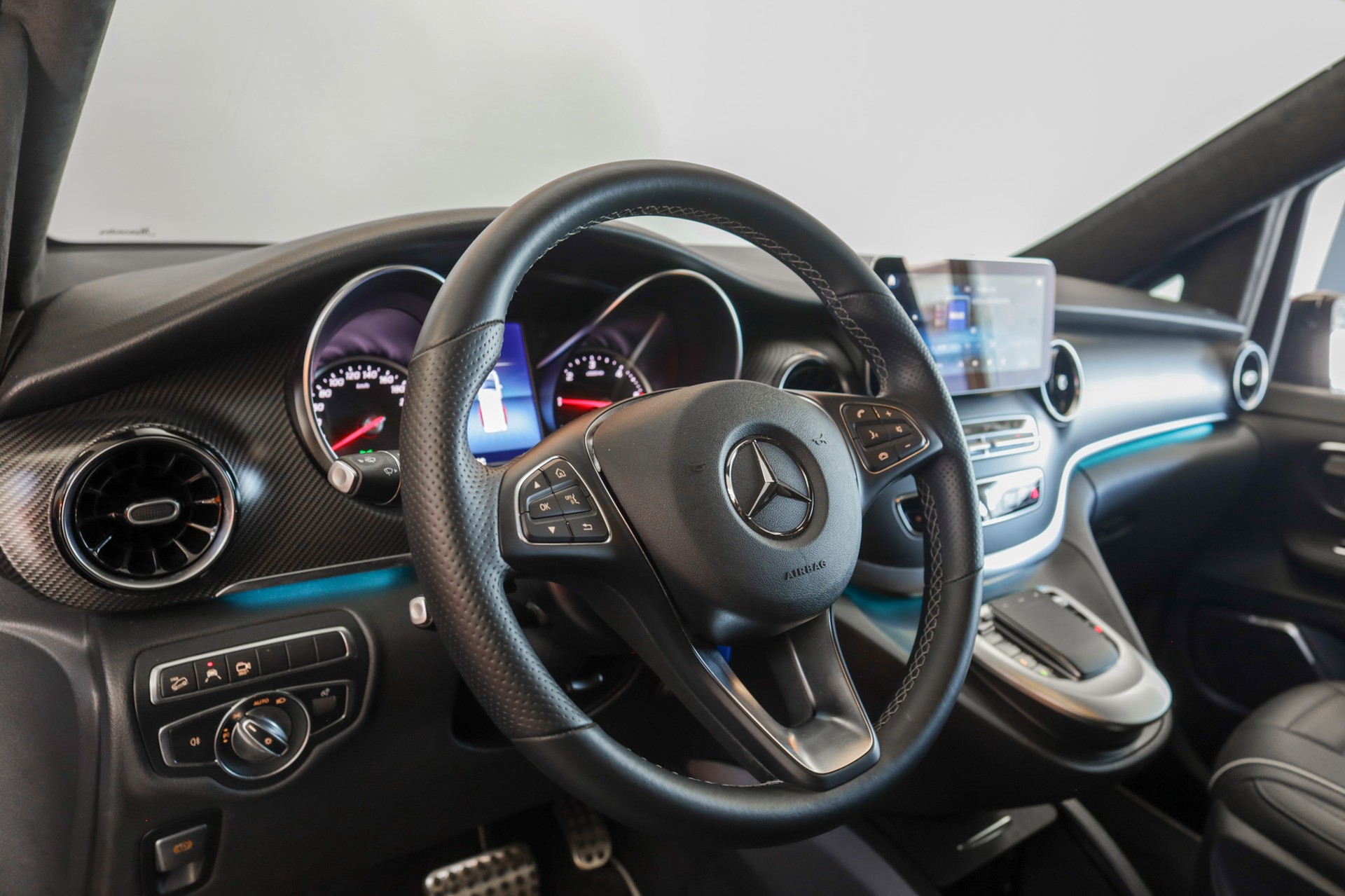 MERCEDES-BENZ KLASSEN V-VIP 4Matic extralang-image-22