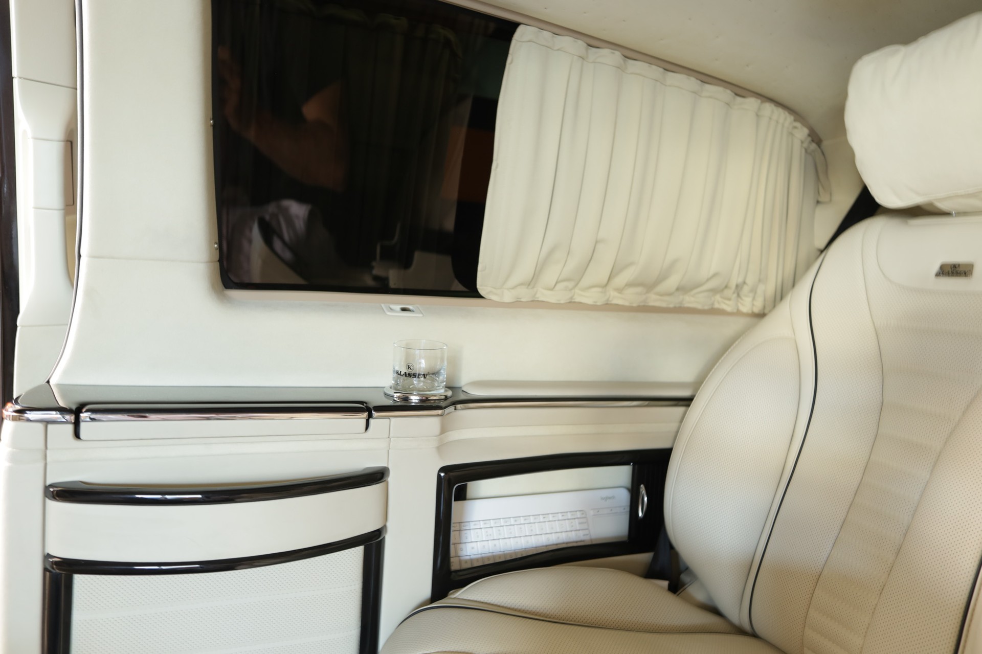 MERCEDES-BENZ KLASSEN V-VIP 4Matic extralang-image-11