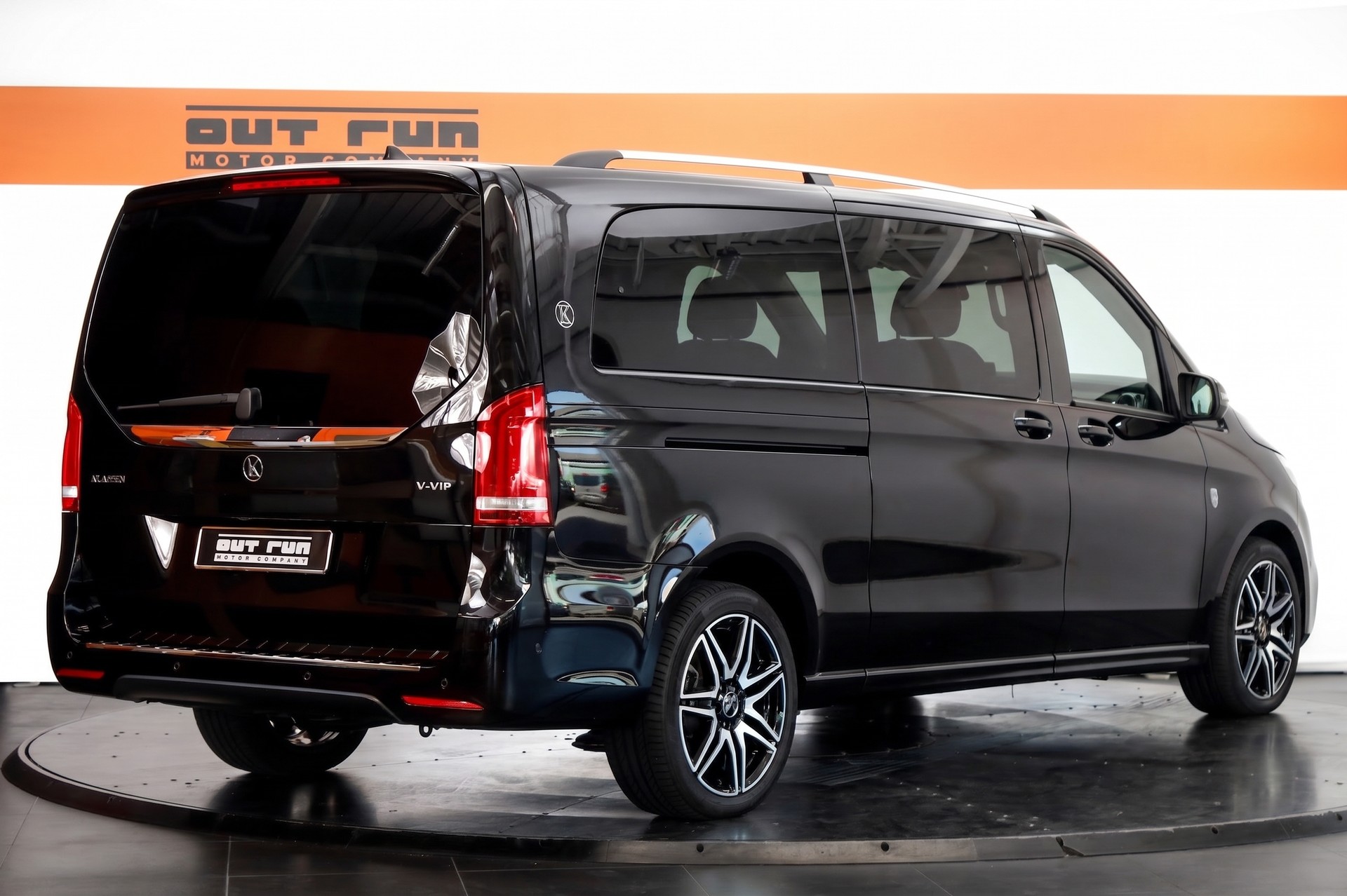 MERCEDES-BENZ KLASSEN V-VIP 4Matic extralang-image-4