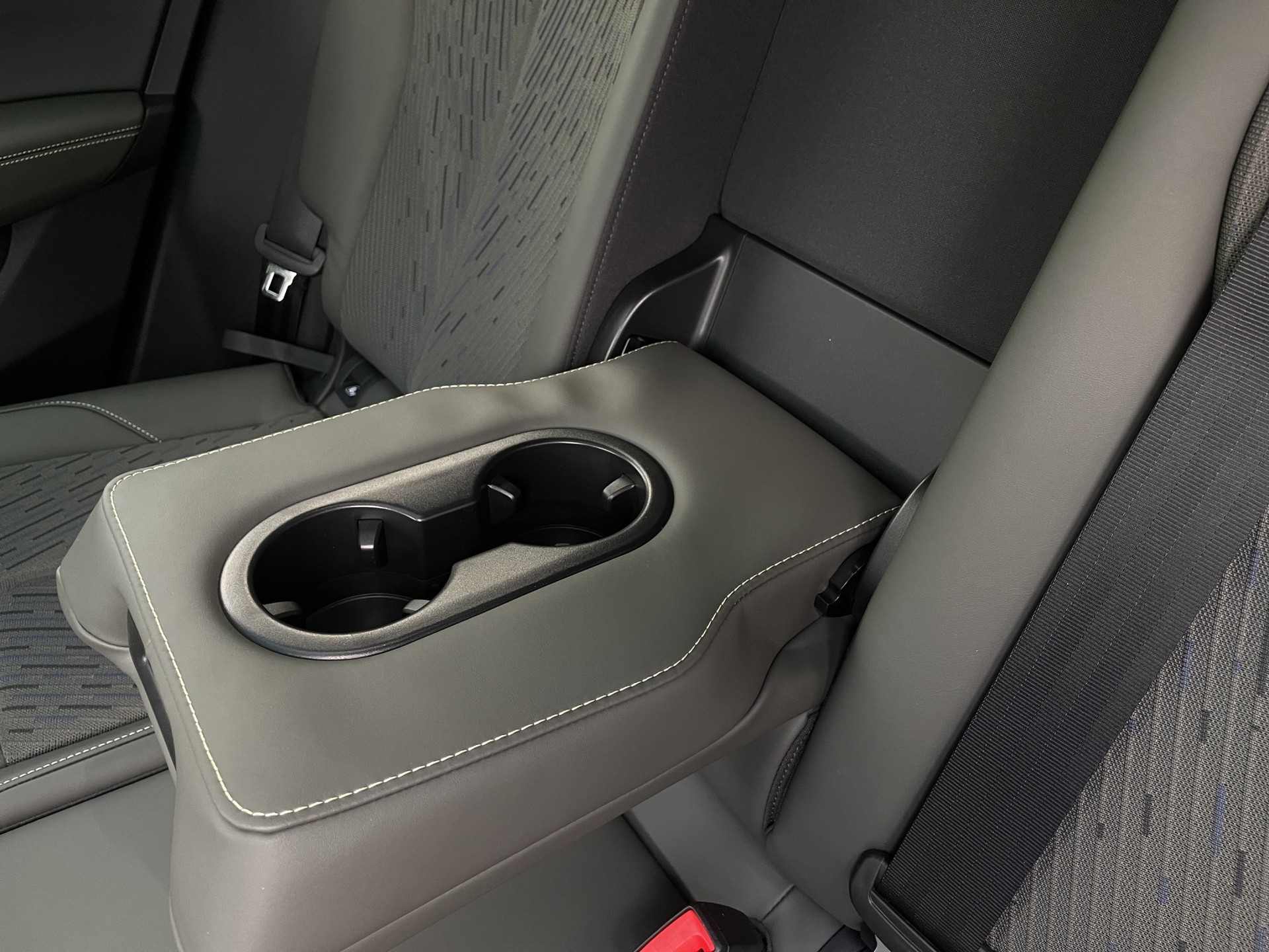 CUPRA Terramar 2.0 TSI DSG Prime Edition VZ 4Drive-image-21
