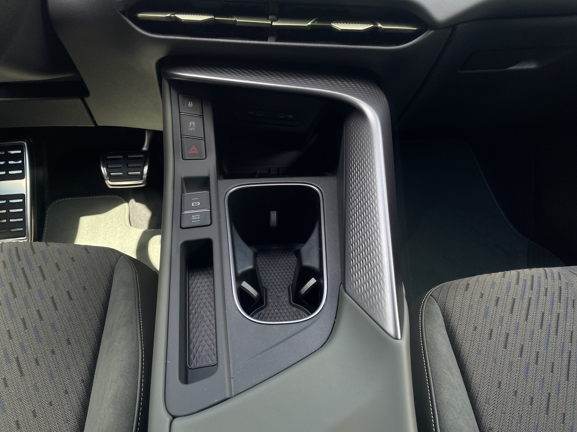 CUPRA Terramar 2.0 TSI DSG Prime Edition VZ 4Drive-image-14