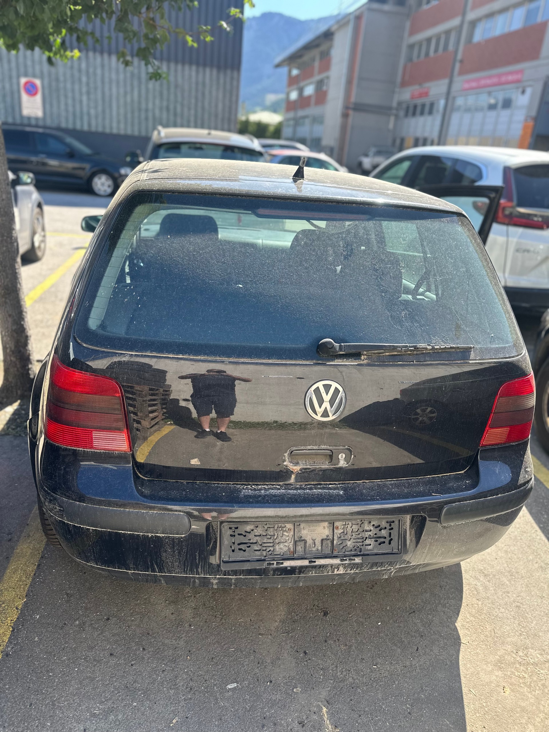 VW Golf 1.8 Comfortline 4Motion-image-3