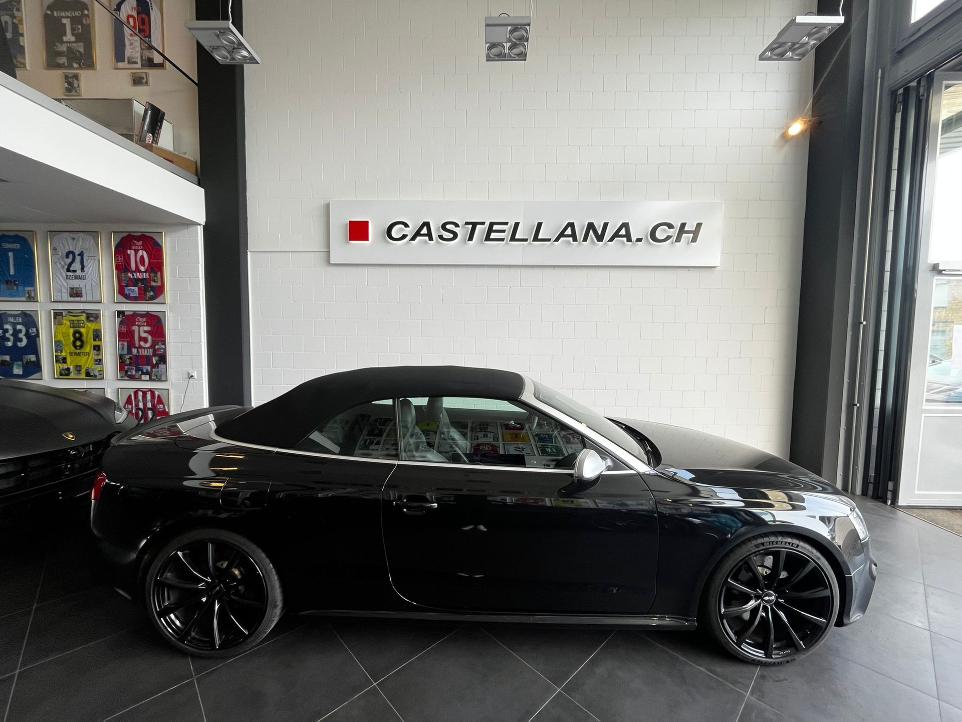 AUDI RS5 Cabrio 4.2 FSI quattro S-tronic-image-6