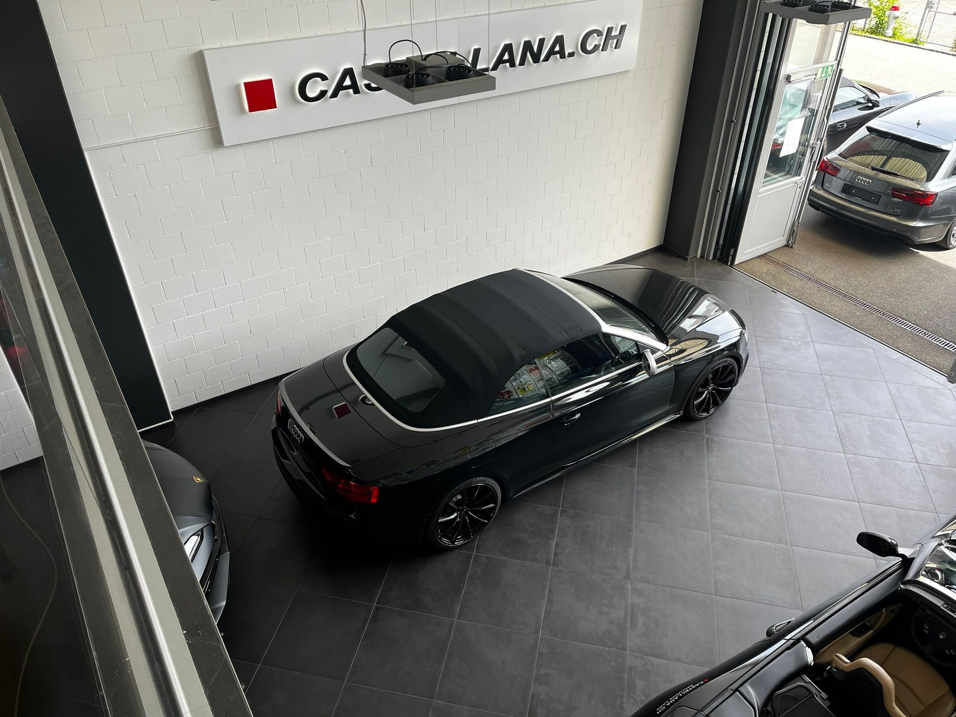 AUDI RS5 Cabrio 4.2 FSI quattro S-tronic-image-12