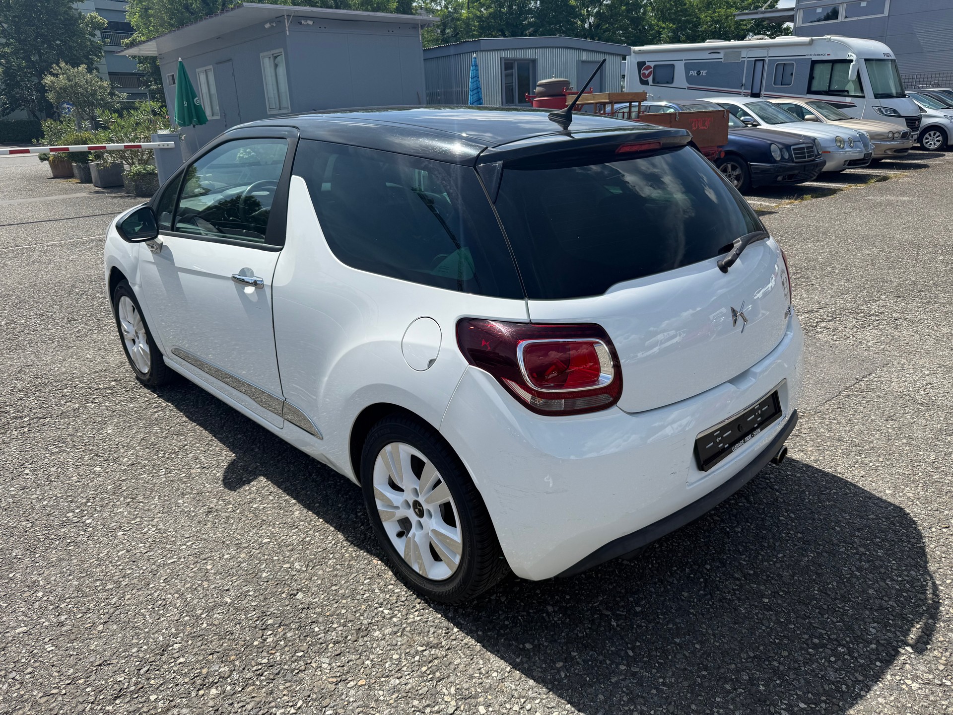 DS AUTOMOBILES DS3-image-2