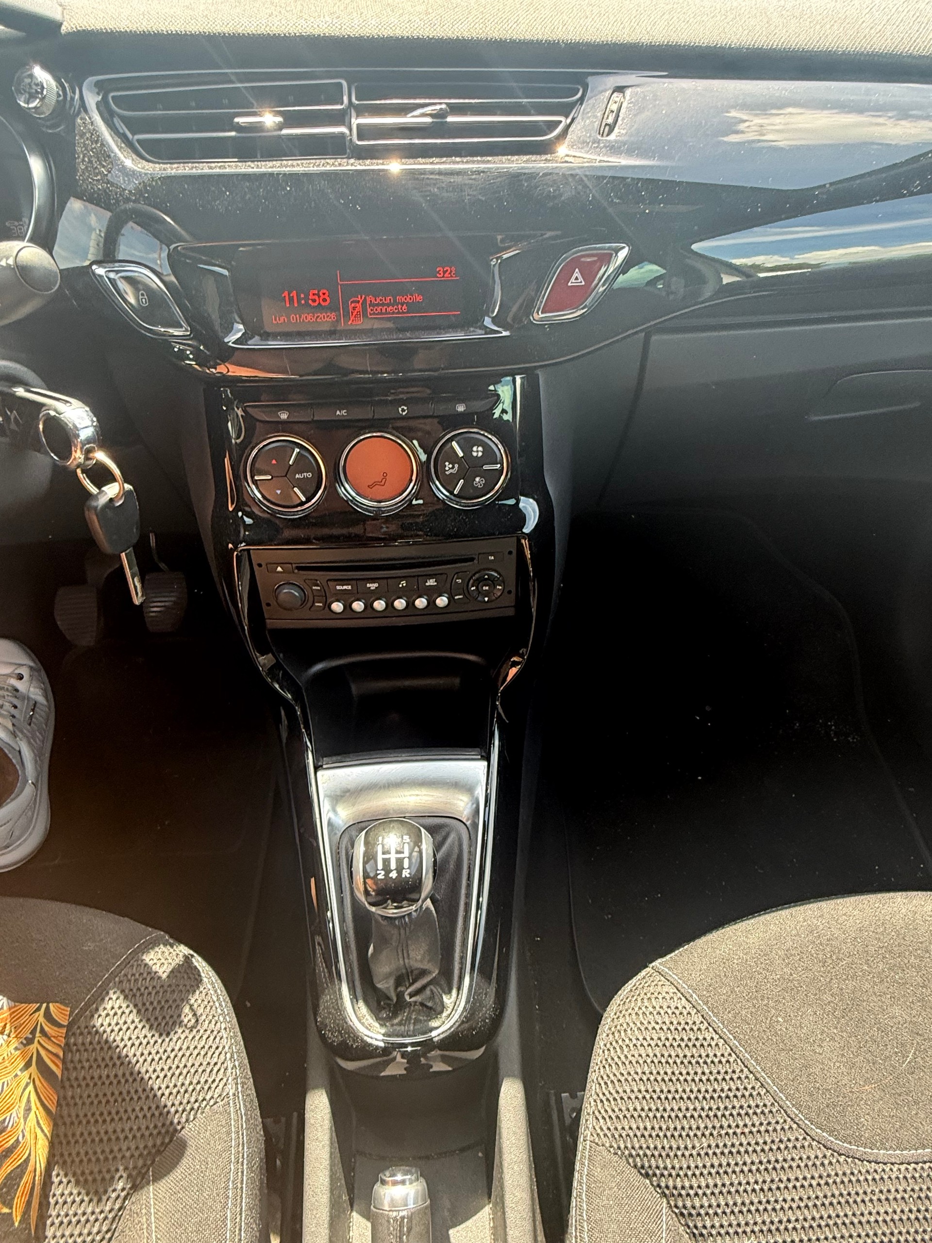 DS AUTOMOBILES DS3-image-8