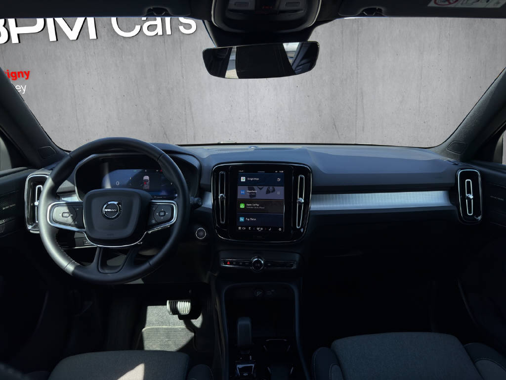 VOLVO XC40 2.0 B4 MH Plus Dark-image-11