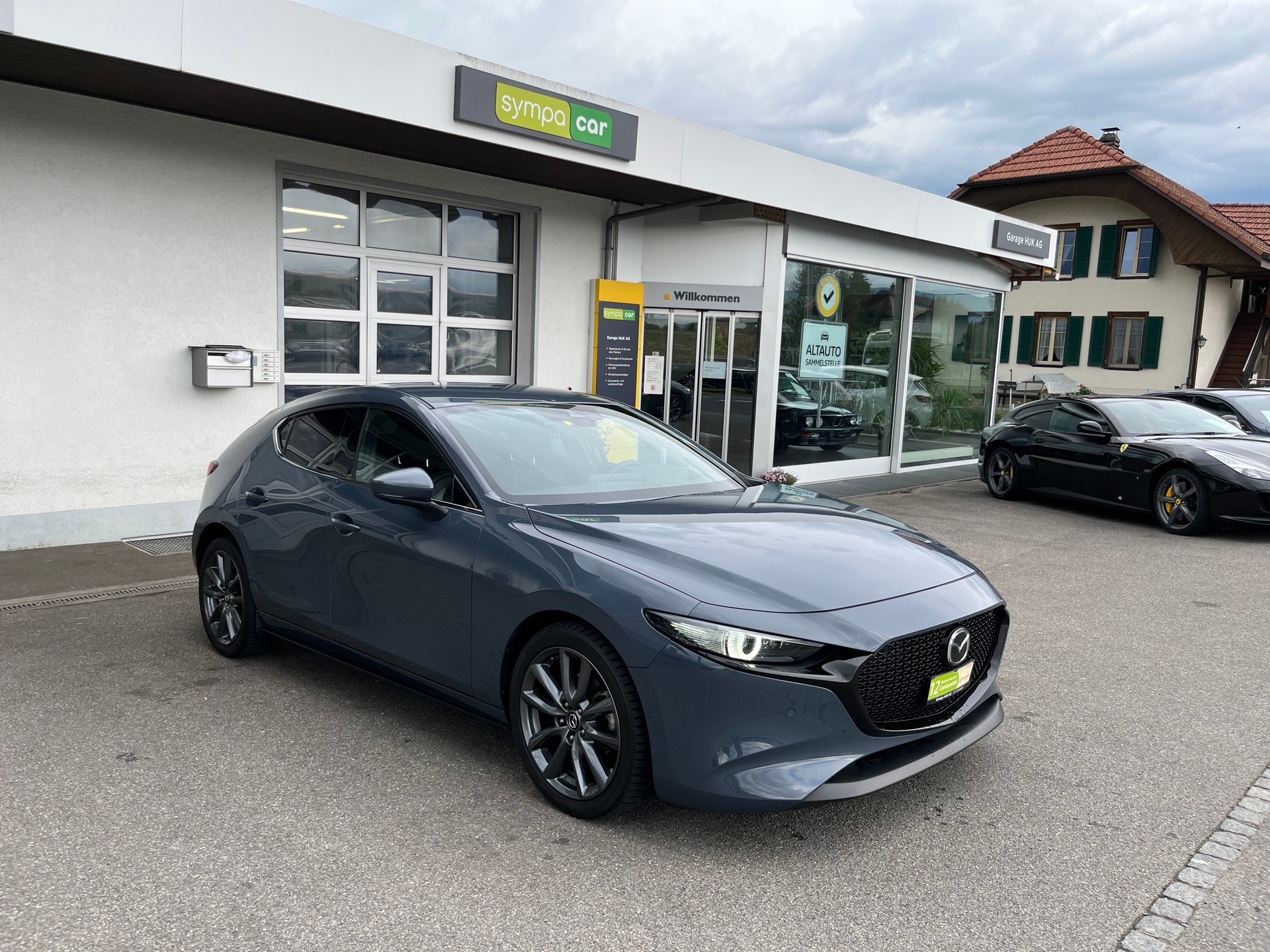 MAZDA 3 Hatchback SKYACTIV-G M Hybrid 122 Ambition+++ANHÄNGERKUPPLUNG+++