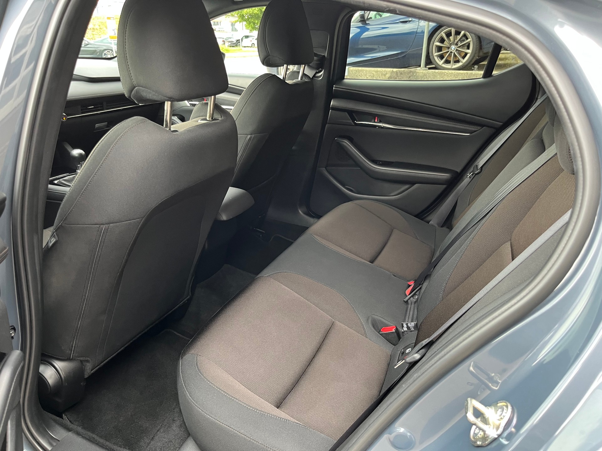 MAZDA 3 Hatchback SKYACTIV-G M Hybrid 122 Ambition+++ANHÄNGERKUPPLUNG+++-image-7