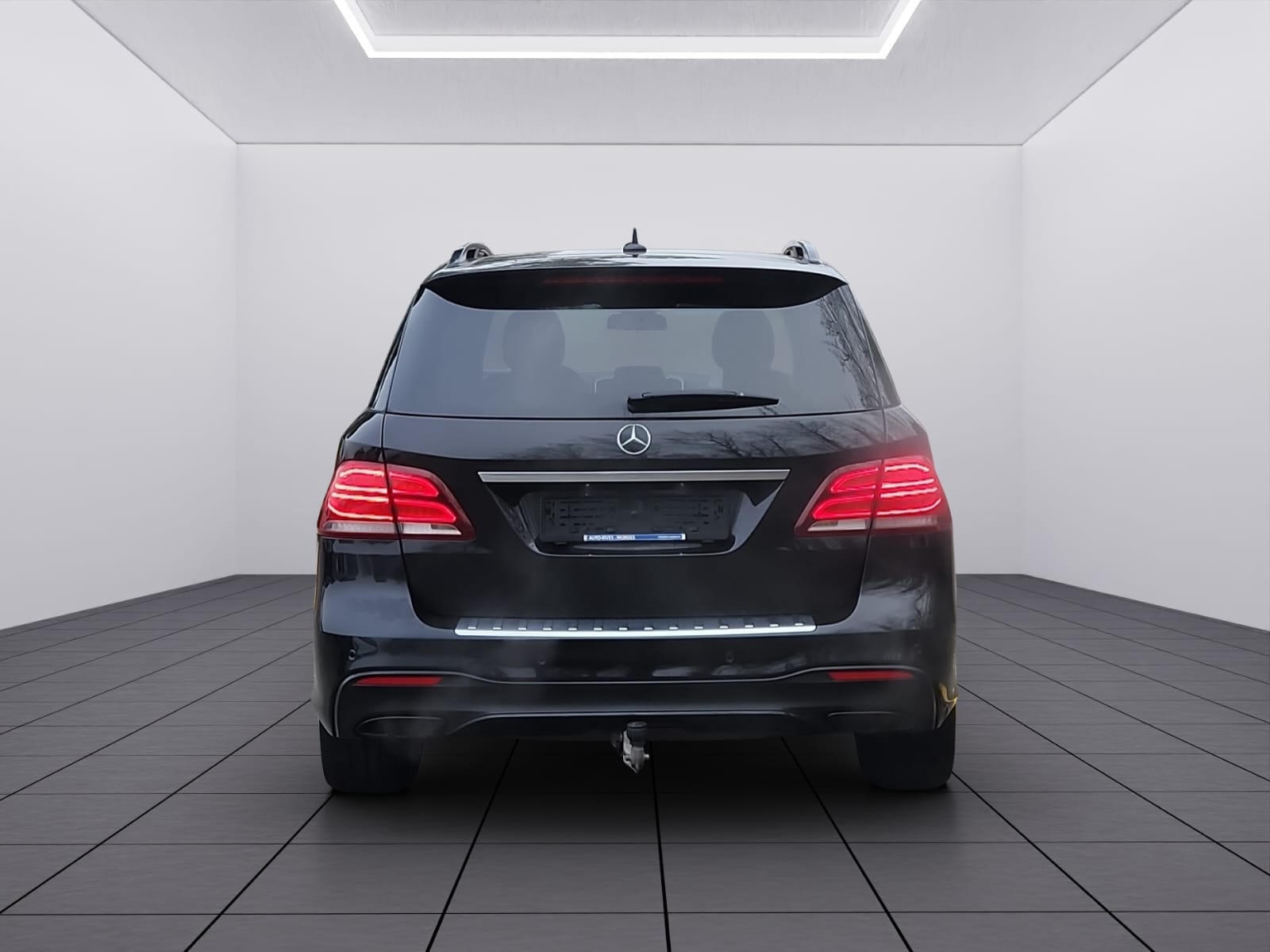 MERCEDES-BENZ GLE 43 AMG Executive 4Matic 9G-Tronic-image-5