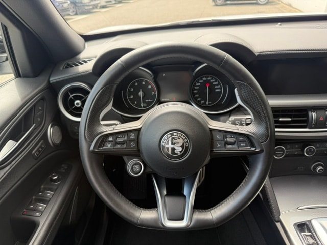 ALFA ROMEO Stelvio 2.0 Veloce 280PS Premium Sky Q4 MY22-image-12