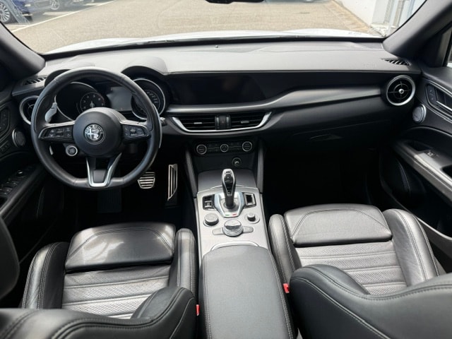 ALFA ROMEO Stelvio 2.0 Veloce 280PS Premium Sky Q4 MY22-image-11