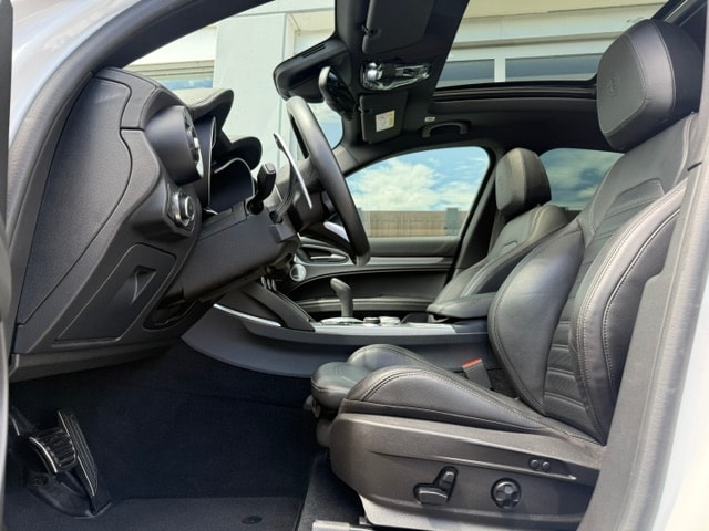 ALFA ROMEO Stelvio 2.0 Veloce 280PS Premium Sky Q4 MY22-image-8