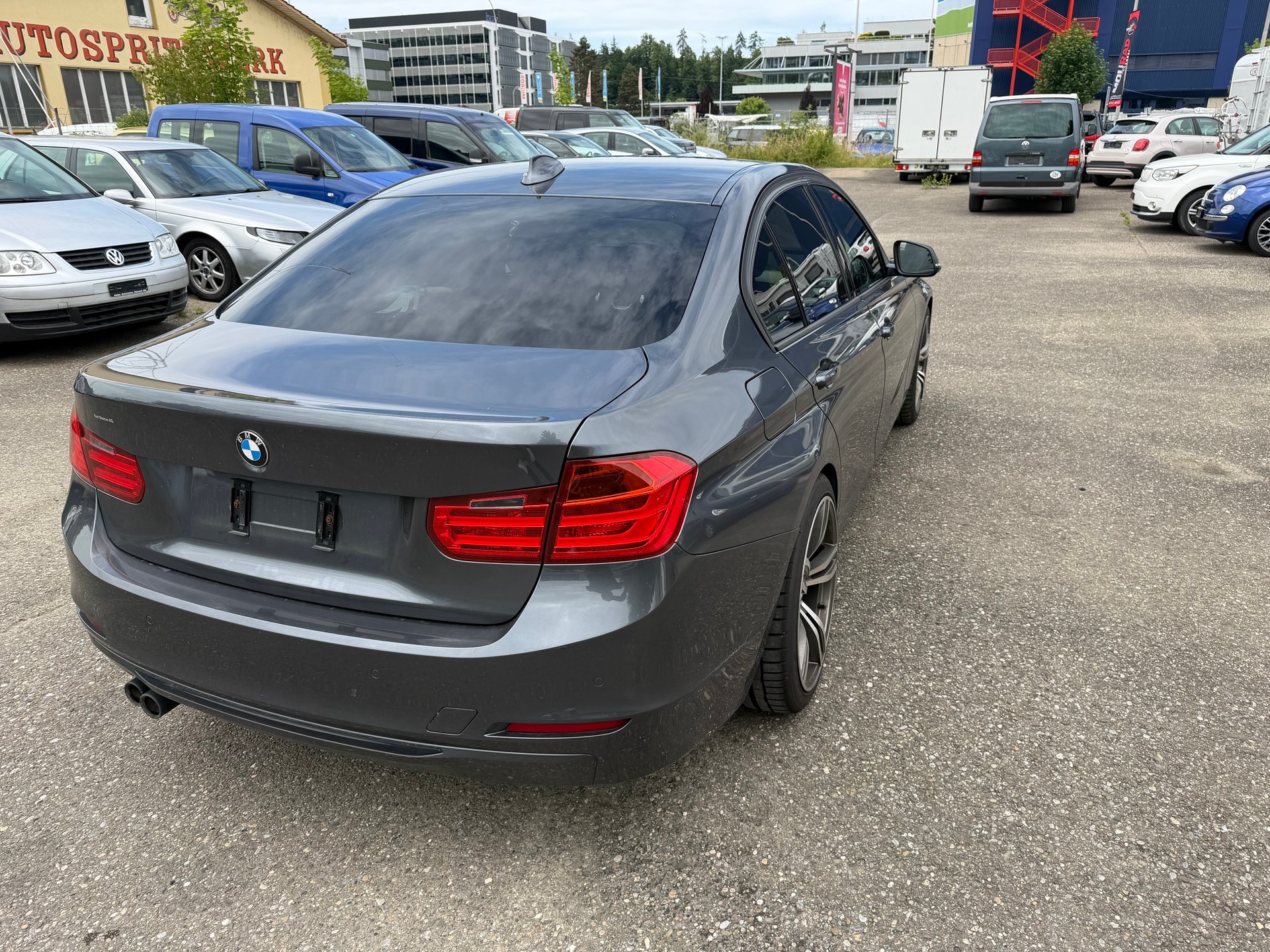 BMW 325d Steptronic-image-5