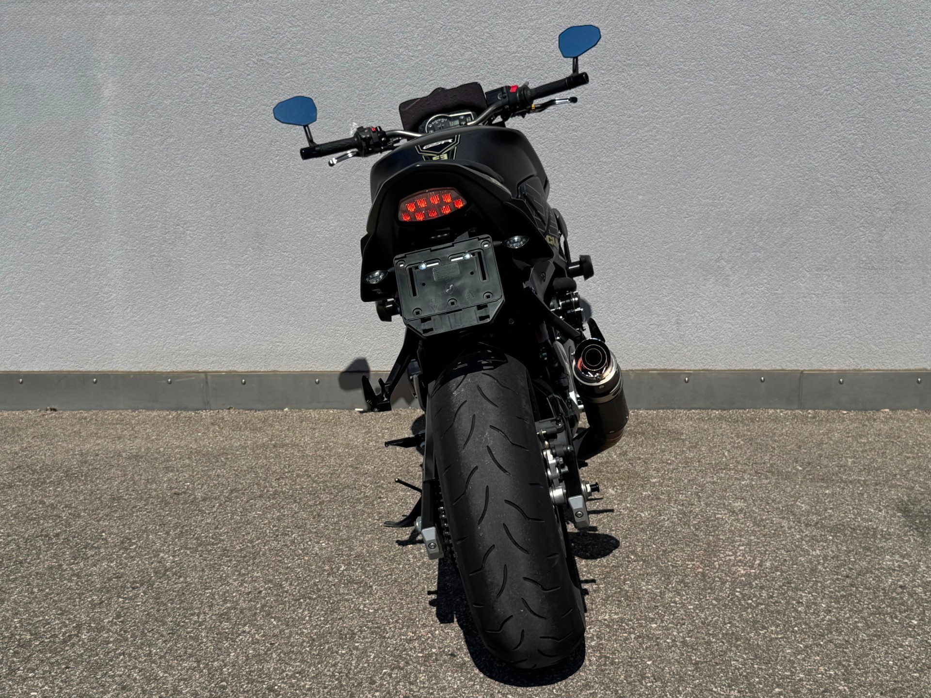 SUZUKI GSR 750 ABS Freegun-image-7