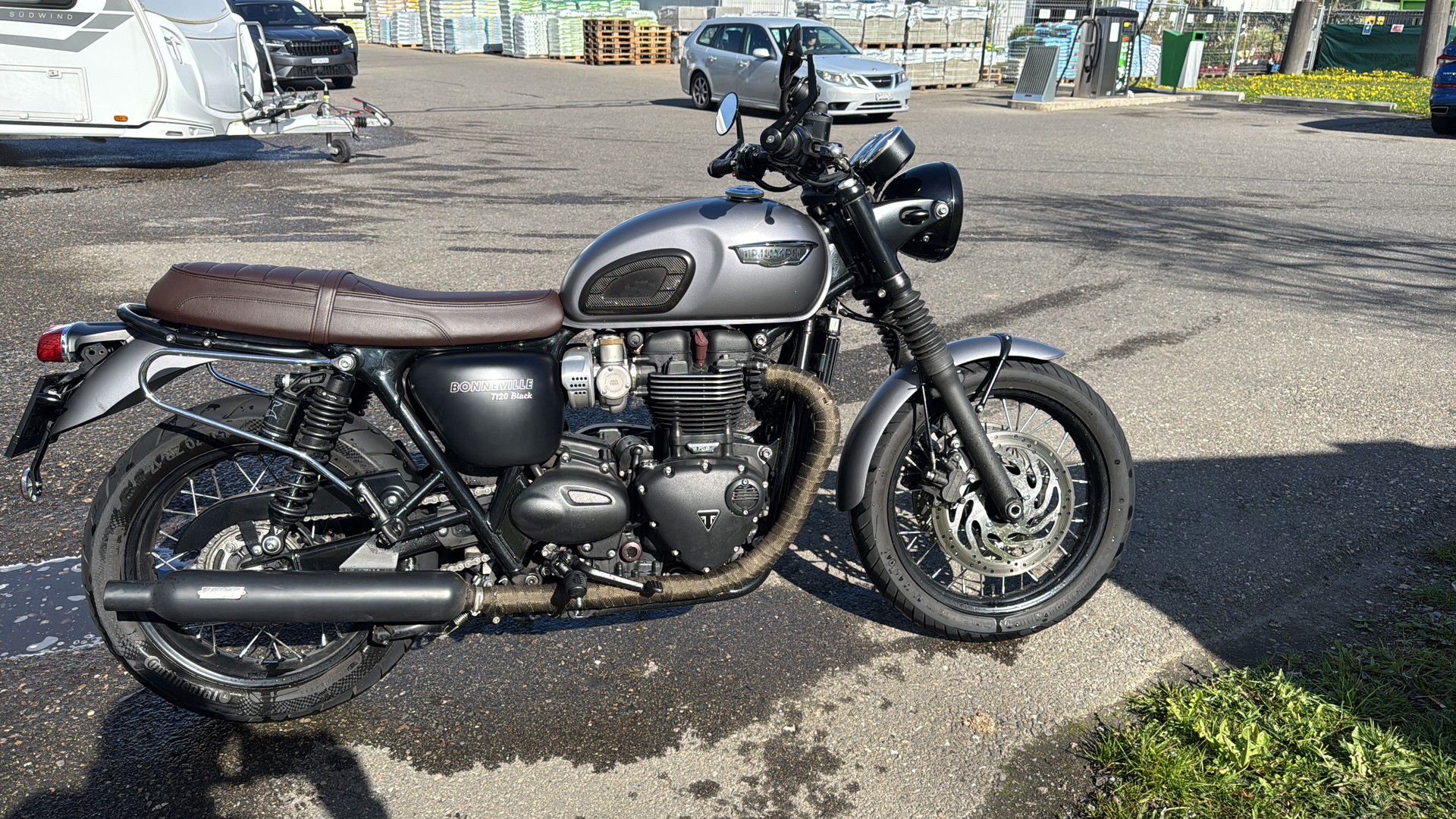 TRIUMPH Bonneville T120 Black-image-3