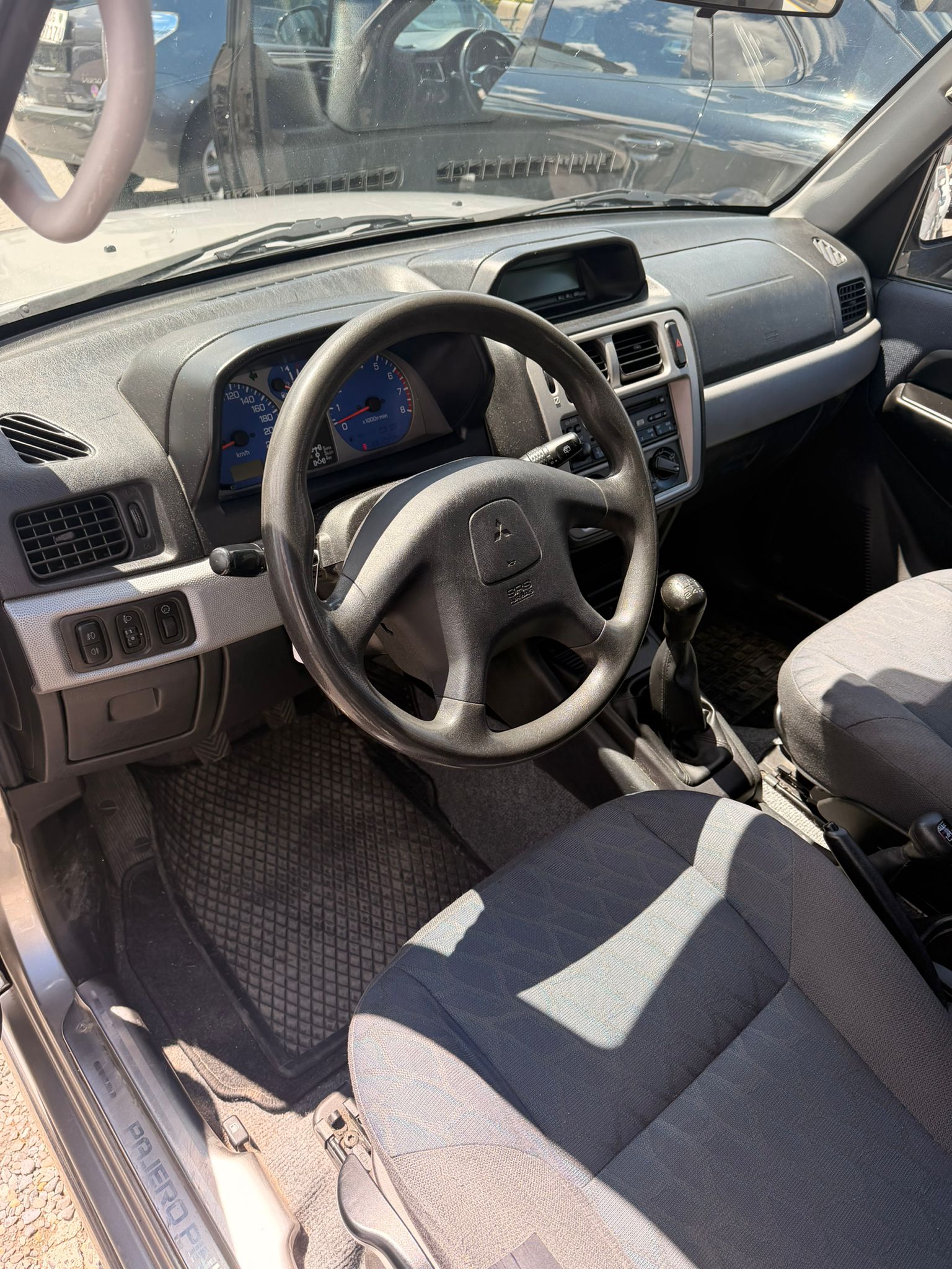 MITSUBISHI Pajero Pinin 2.0-image-9