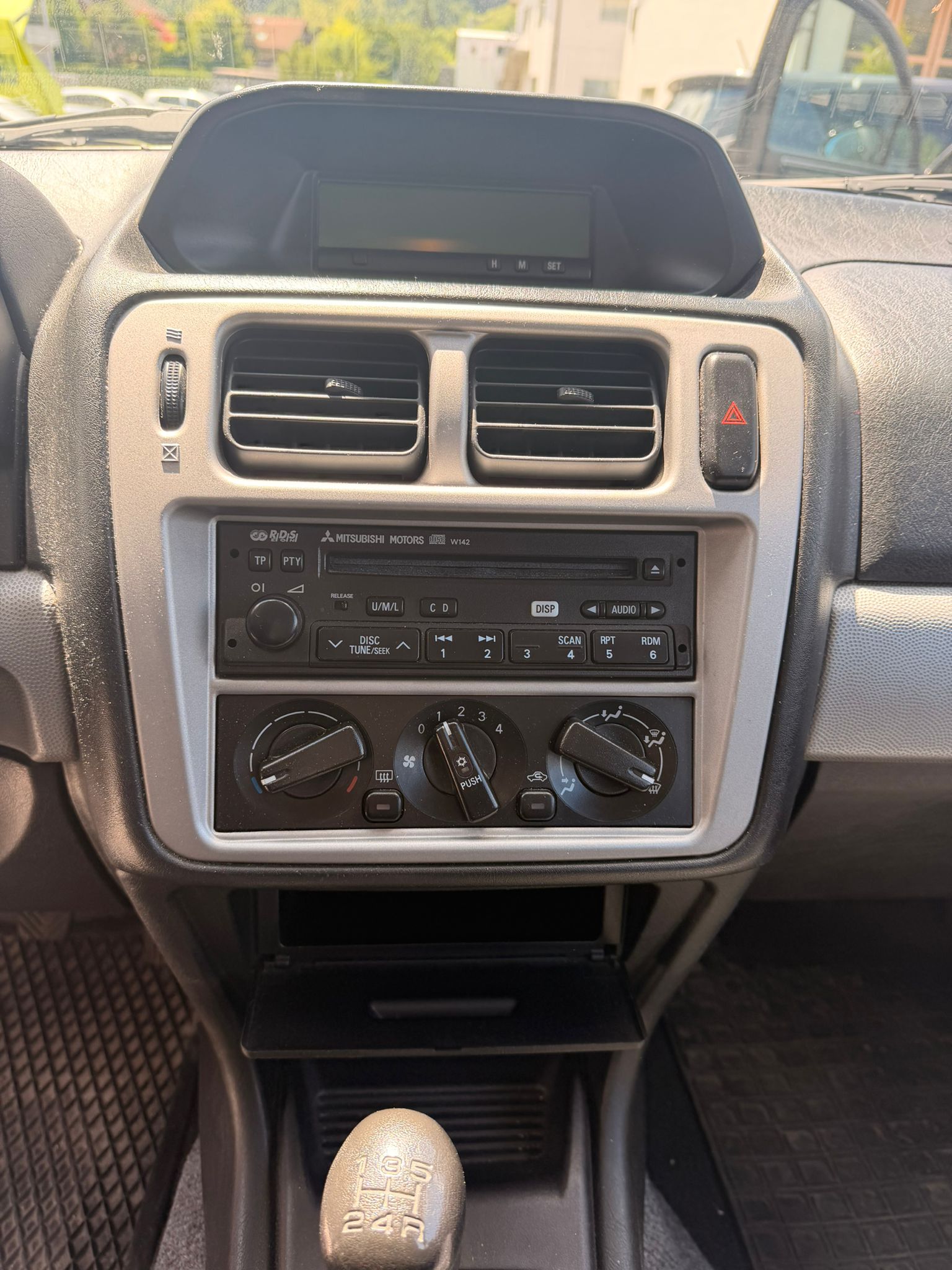 MITSUBISHI Pajero Pinin 2.0-image-10