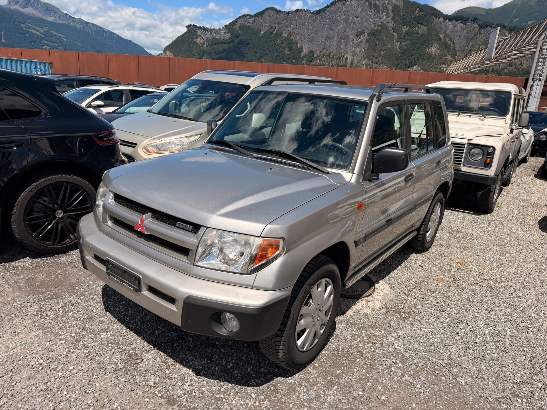 MITSUBISHI Pajero Pinin 2.0-image-2