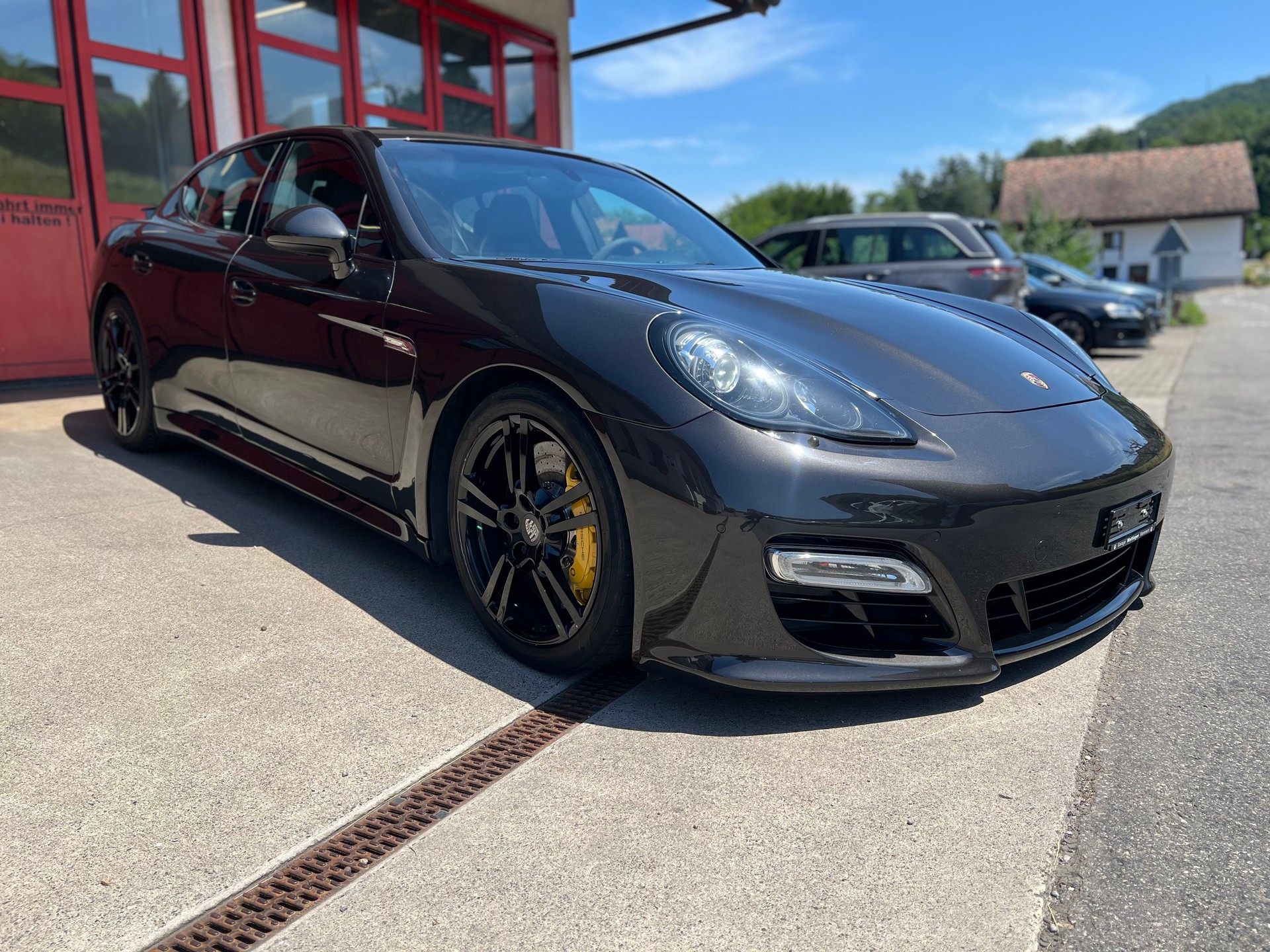 PORSCHE Panamera GTS 4.8 PDK-image-7