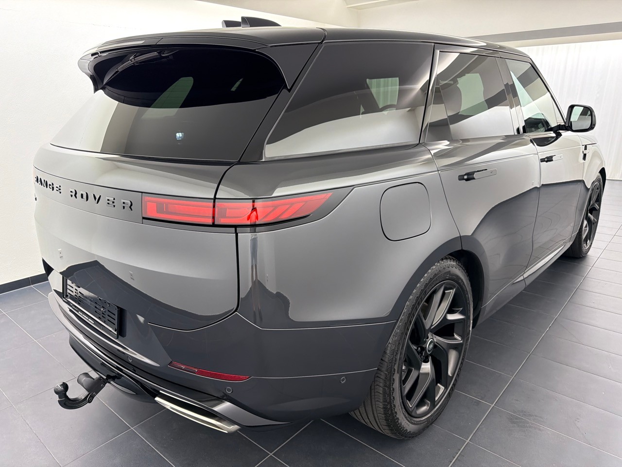 LAND ROVER RR Sport P460e Dyn. SE-showroom-element-2