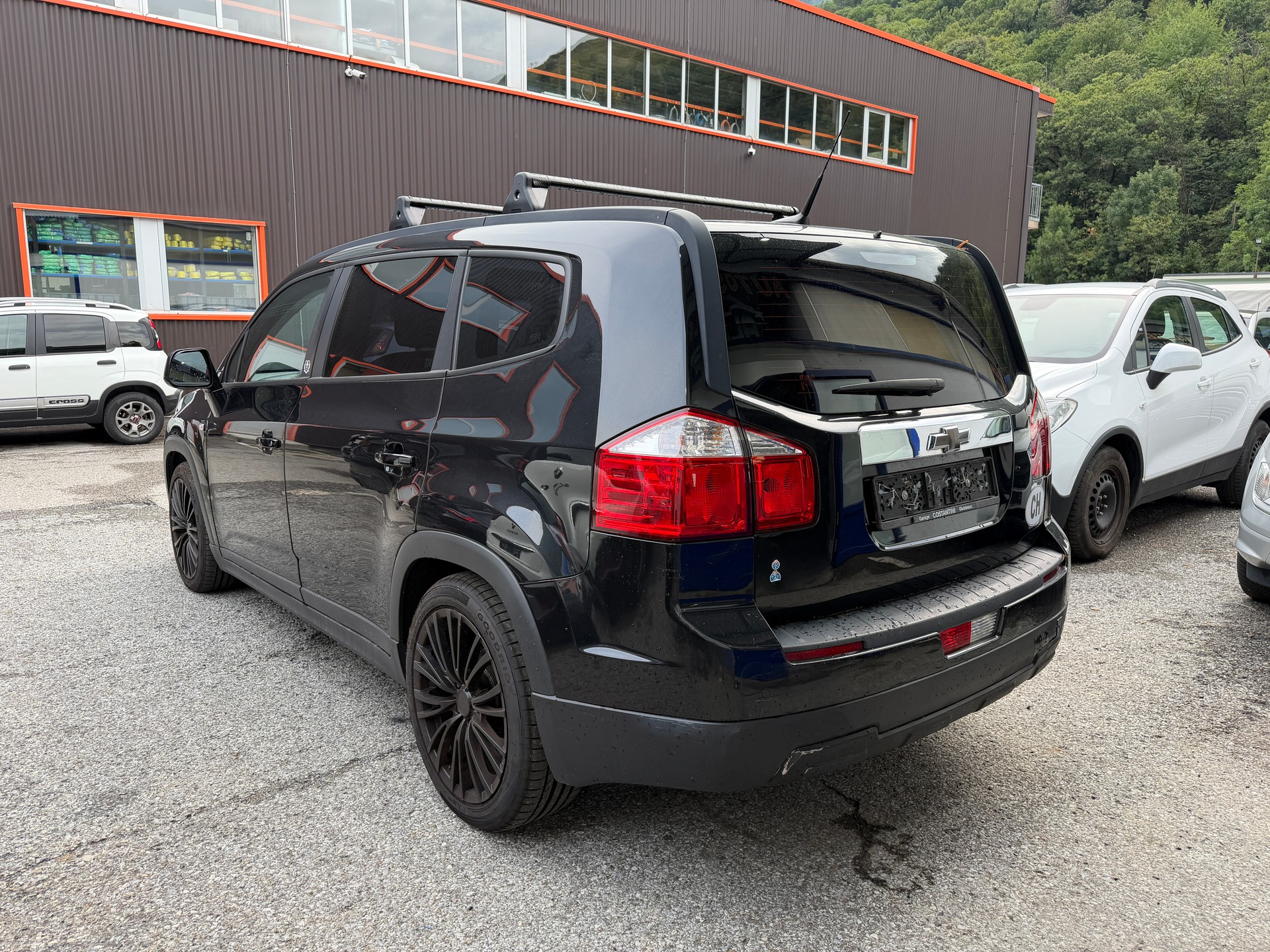 CHEVROLET Orlando 2.0 VCDi LS-image-3