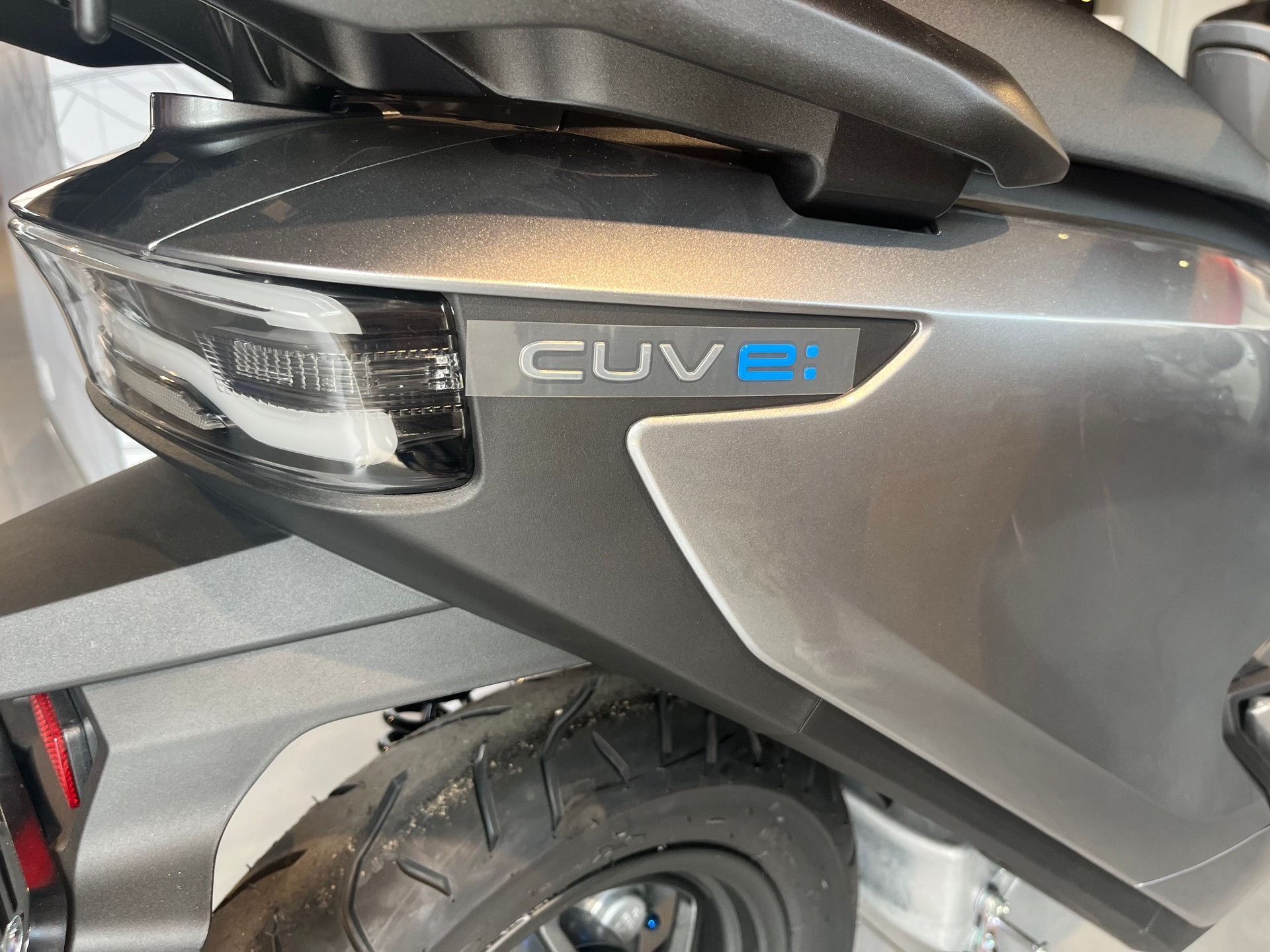 HONDA CUV-e-image-11