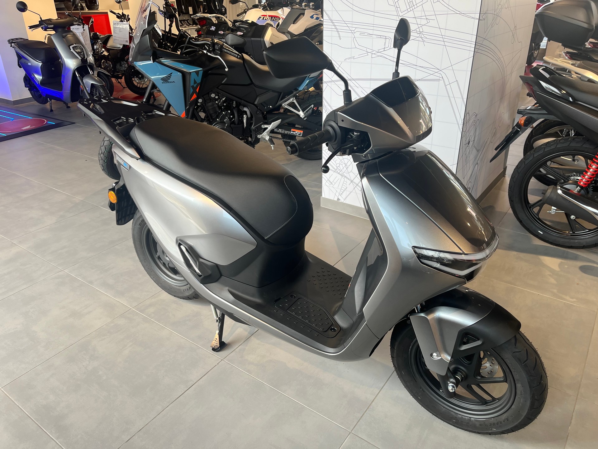 HONDA CUV-e-image-0