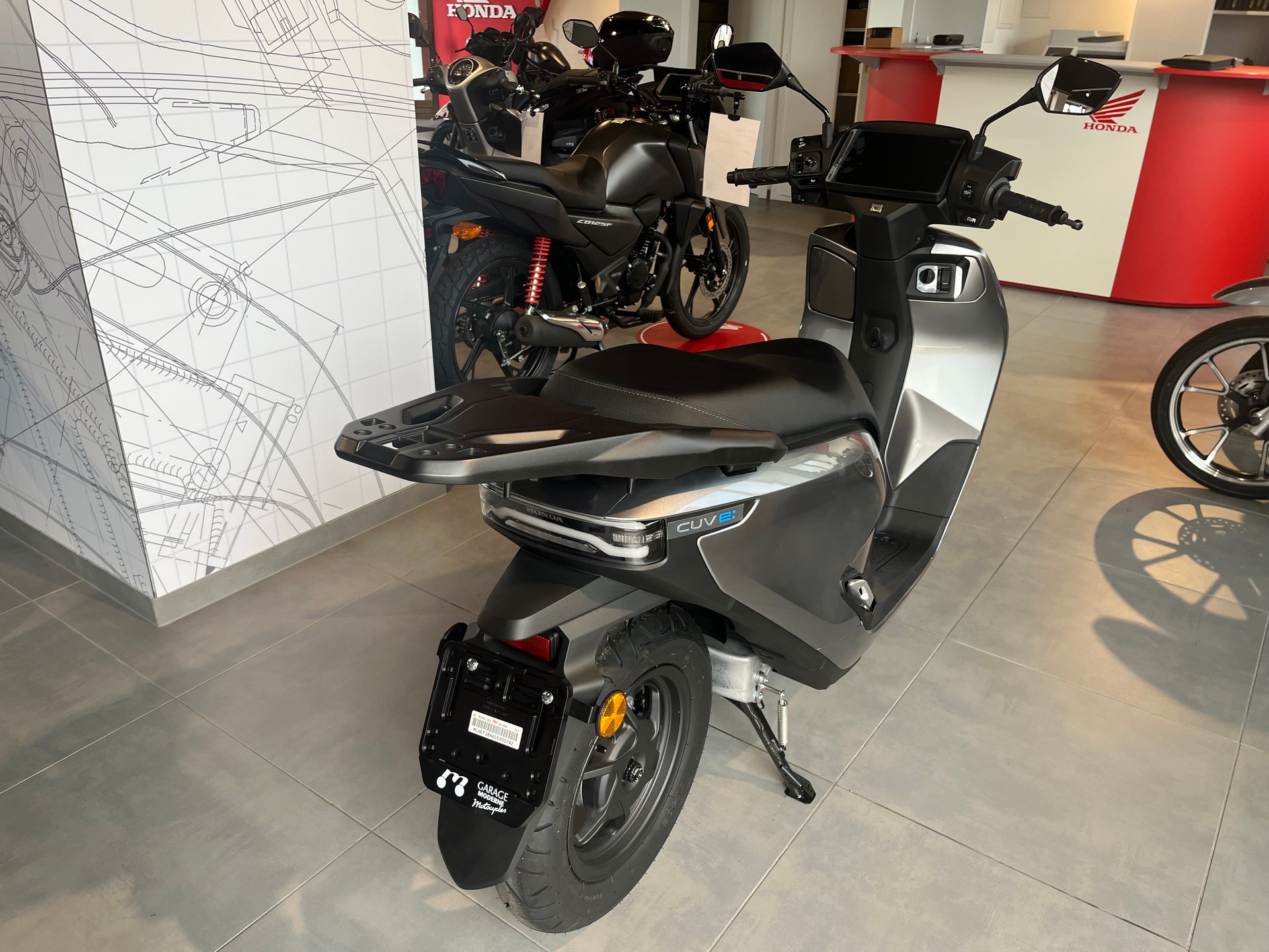 HONDA CUV-e-image-2