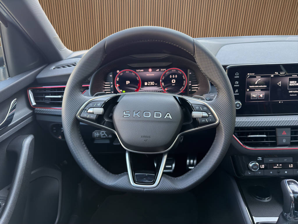 SKODA Kamiq 1.5 TSI Monte Carlo DSG-image-14