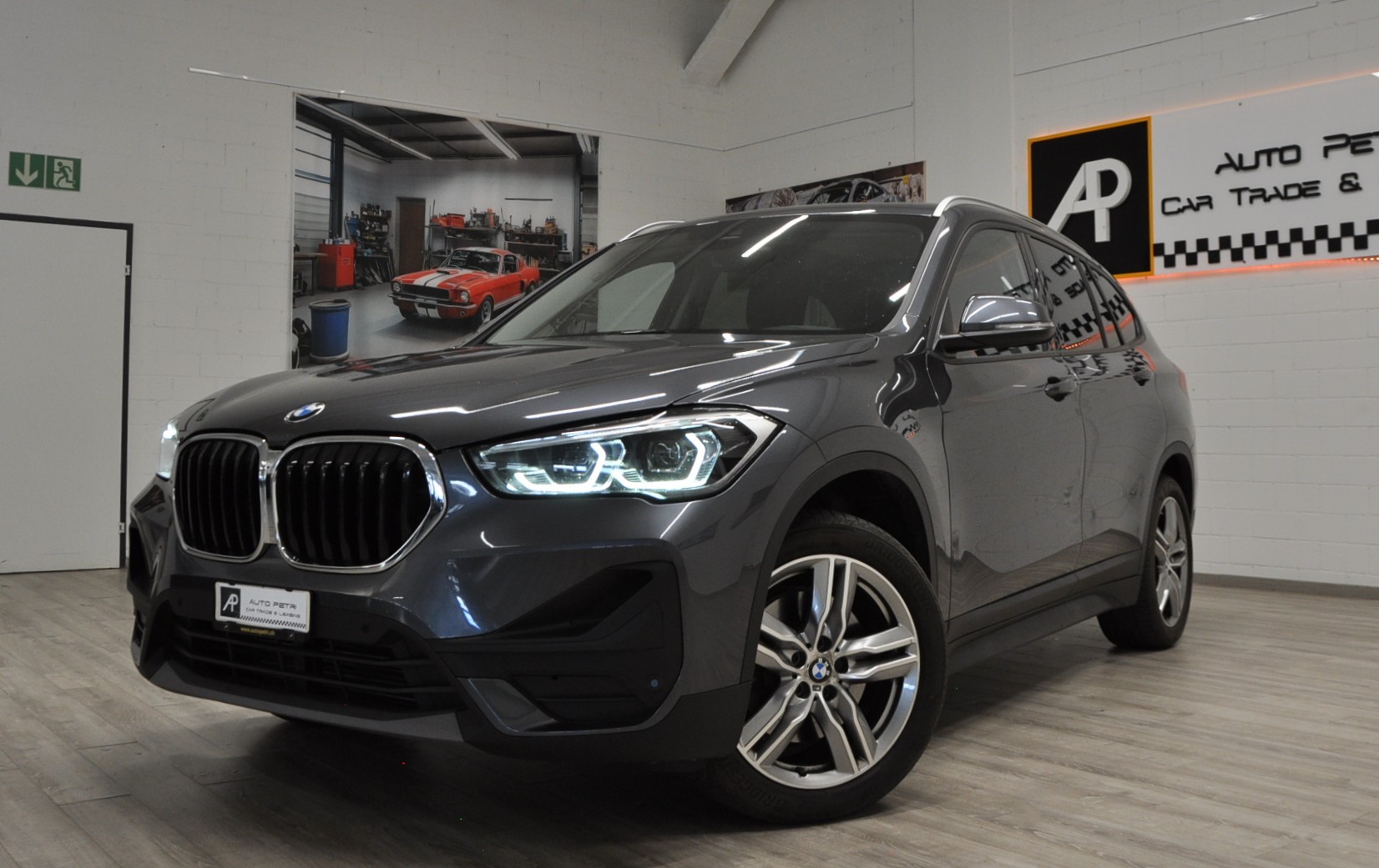 BMW X1 xDrive 20d Sport Line Steptronic-showroom-element-1