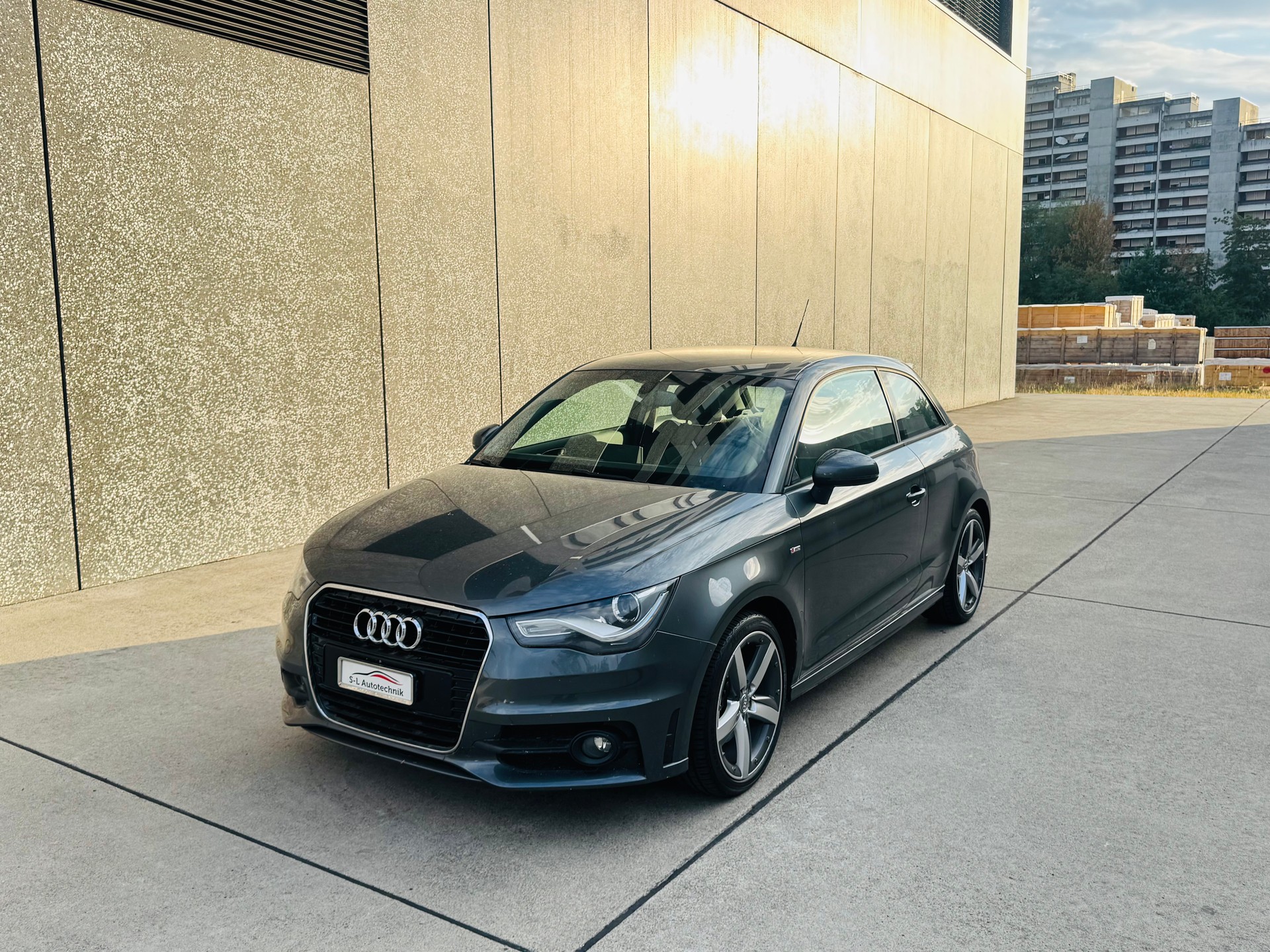 AUDI A1 1.4 TFSI Ambition S-tronic