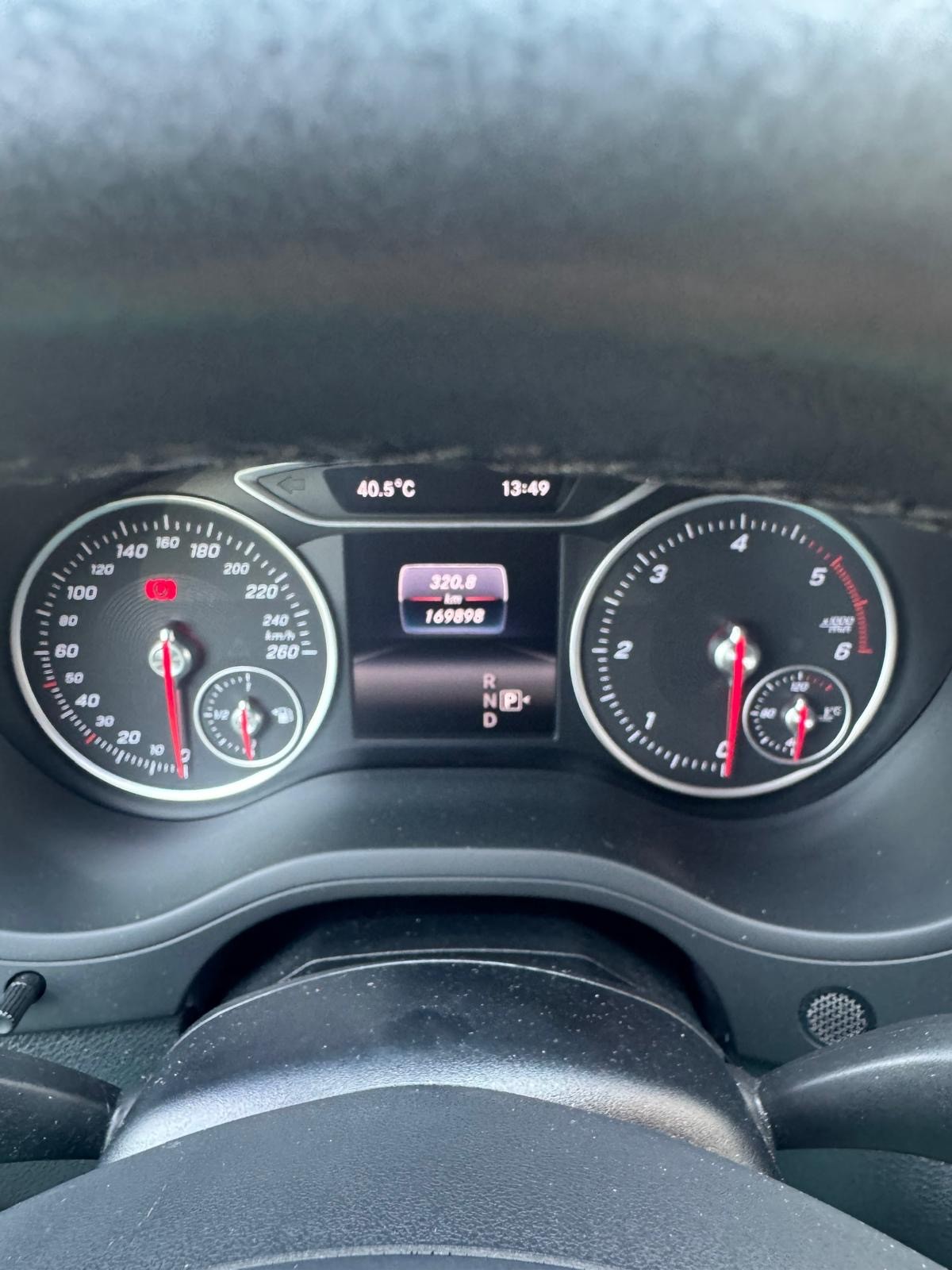 MERCEDES-BENZ B 220 CDI Swiss Star Edition Style 4Matic 7G-DCT-image-9