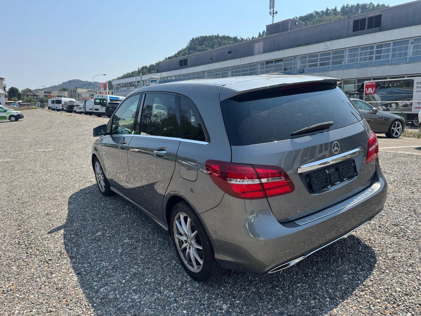 MERCEDES-BENZ B 220 CDI Swiss Star Edition Style 4Matic 7G-DCT-image-5