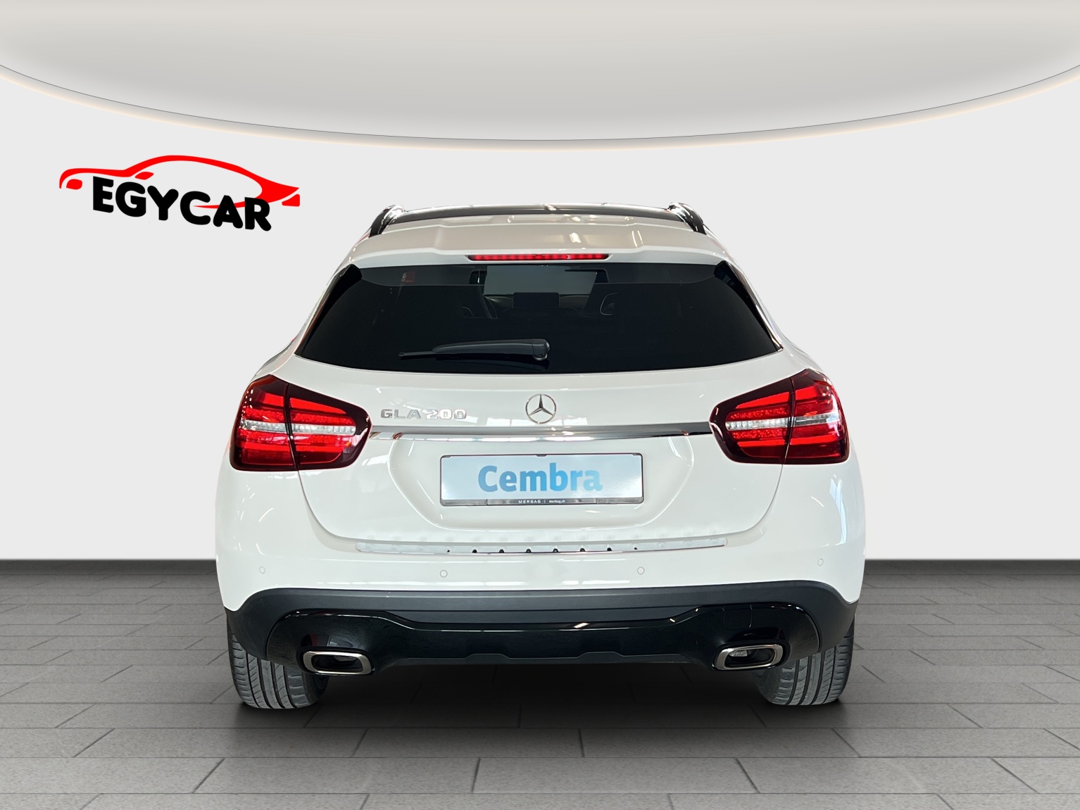 MERCEDES-BENZ GLA 200 Night Star 7G-DCT-showroom-element-3