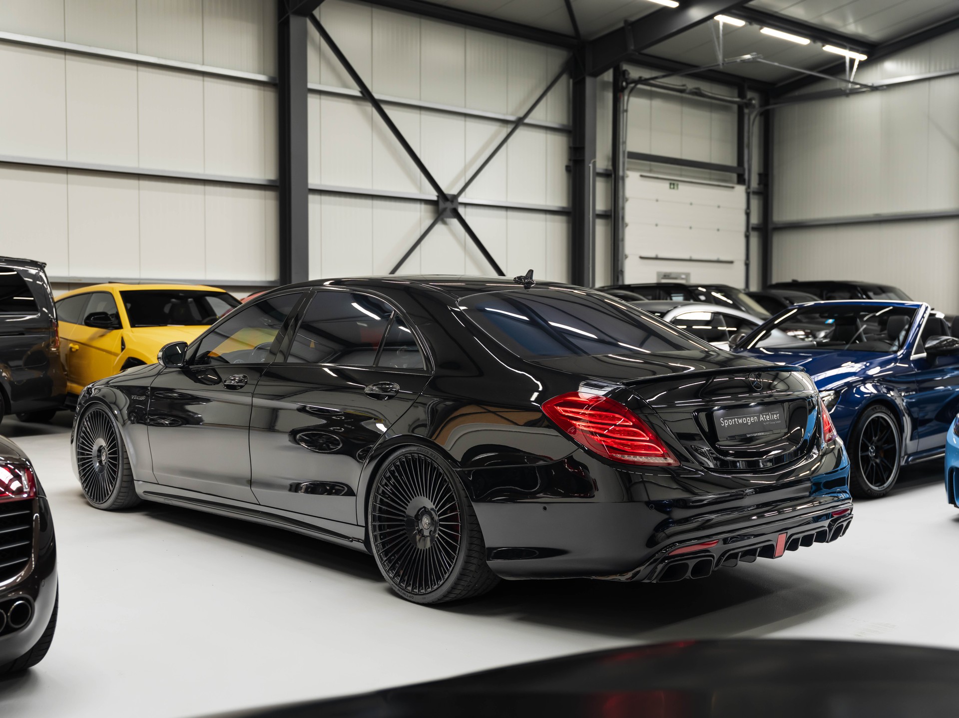 MERCEDES-BENZ S 63 AMG L 4Matic Speedshift MCT-showroom-element-1