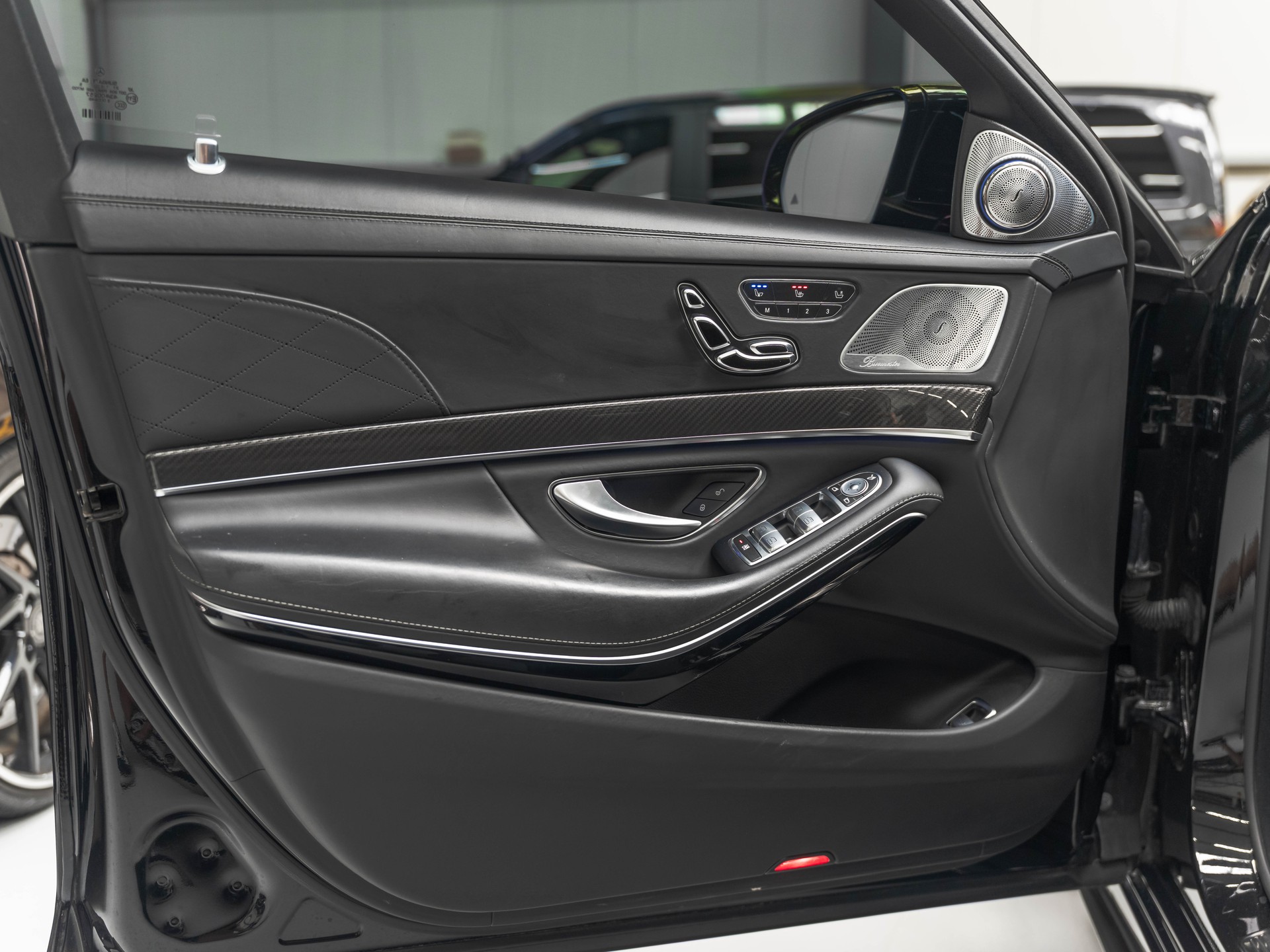 MERCEDES-BENZ S 63 AMG L 4Matic Speedshift MCT-image-18