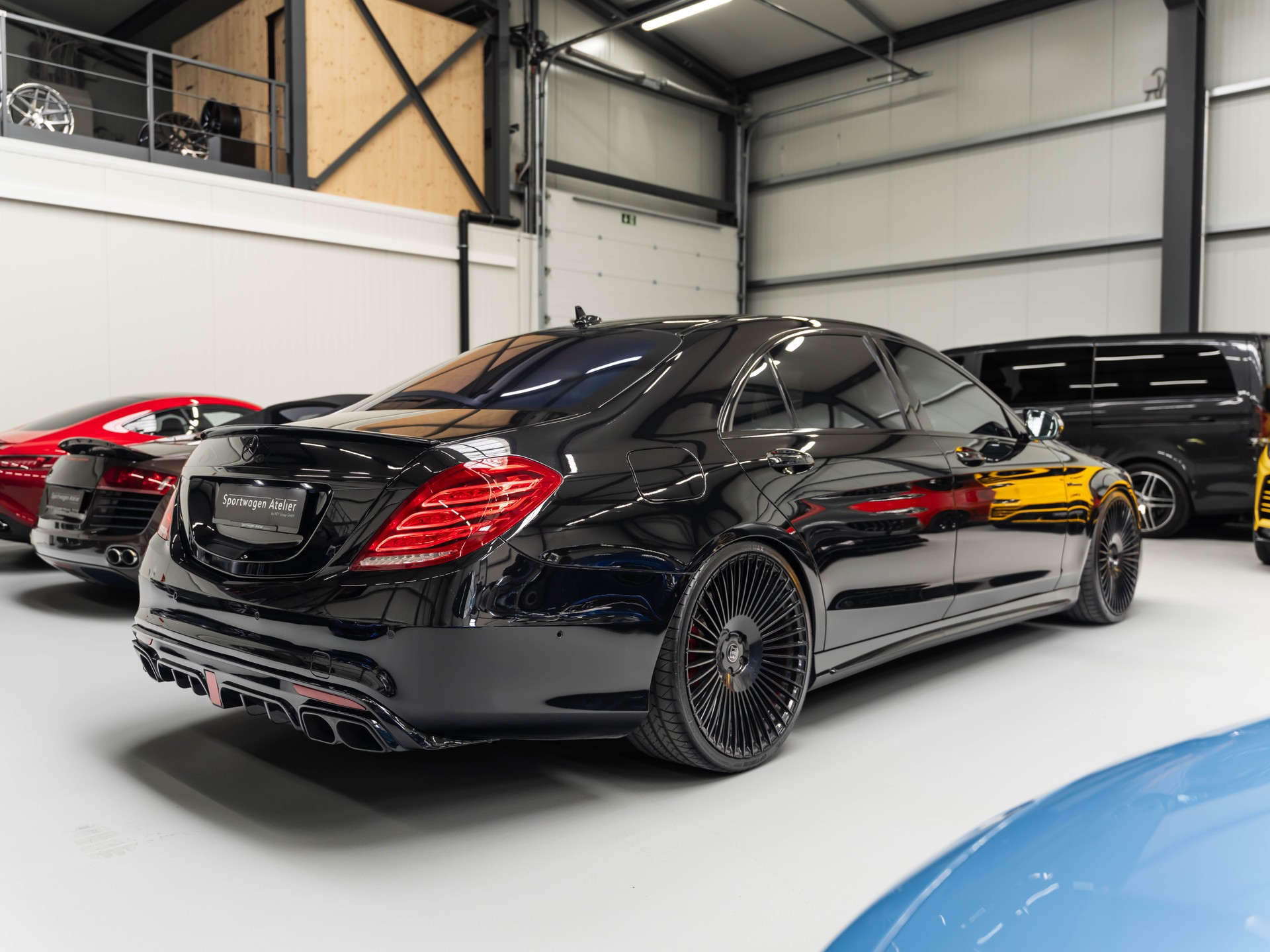 MERCEDES-BENZ S 63 AMG L 4Matic Speedshift MCT-showroom-element-3