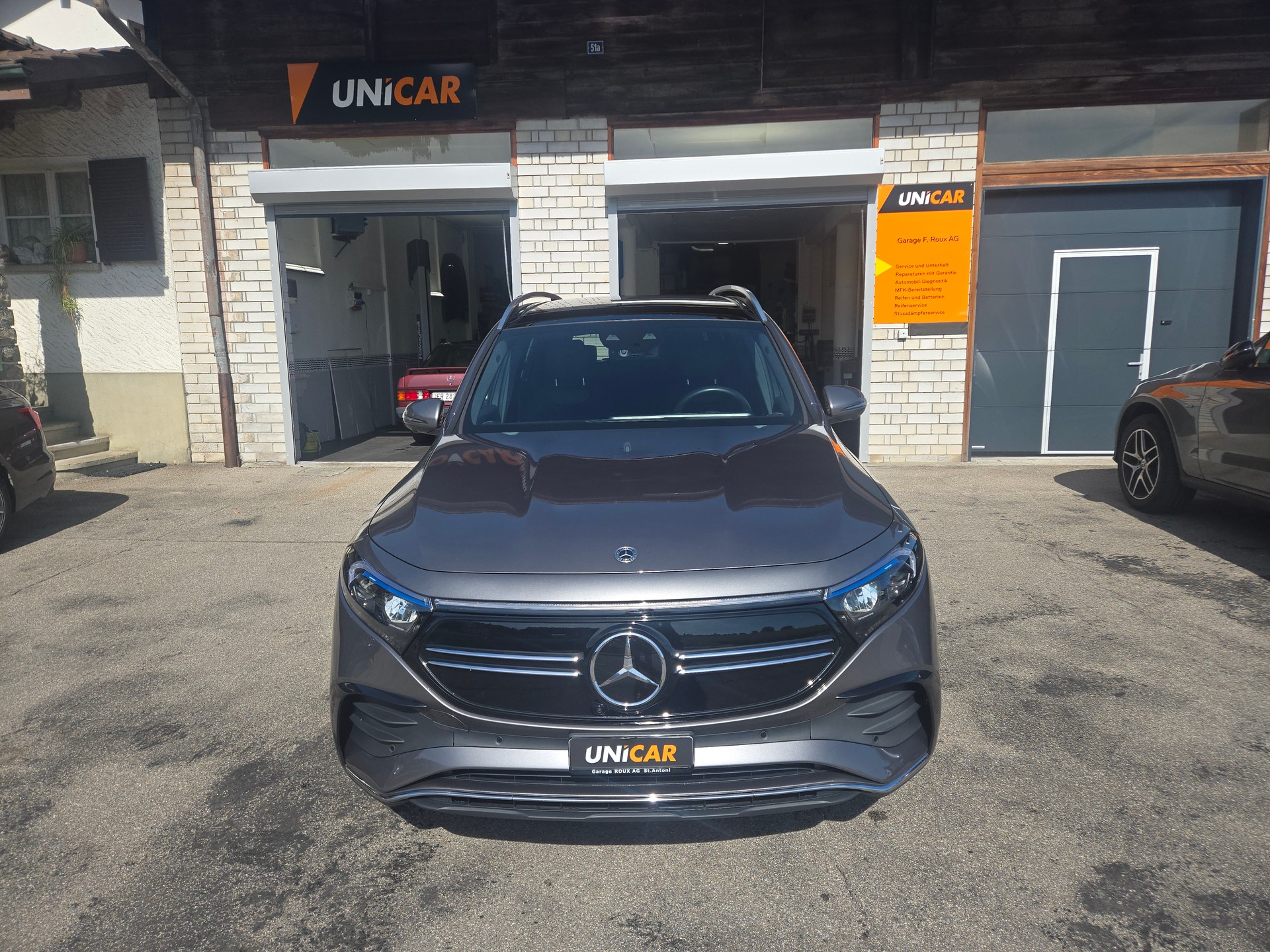 MERCEDES-BENZ EQB 350