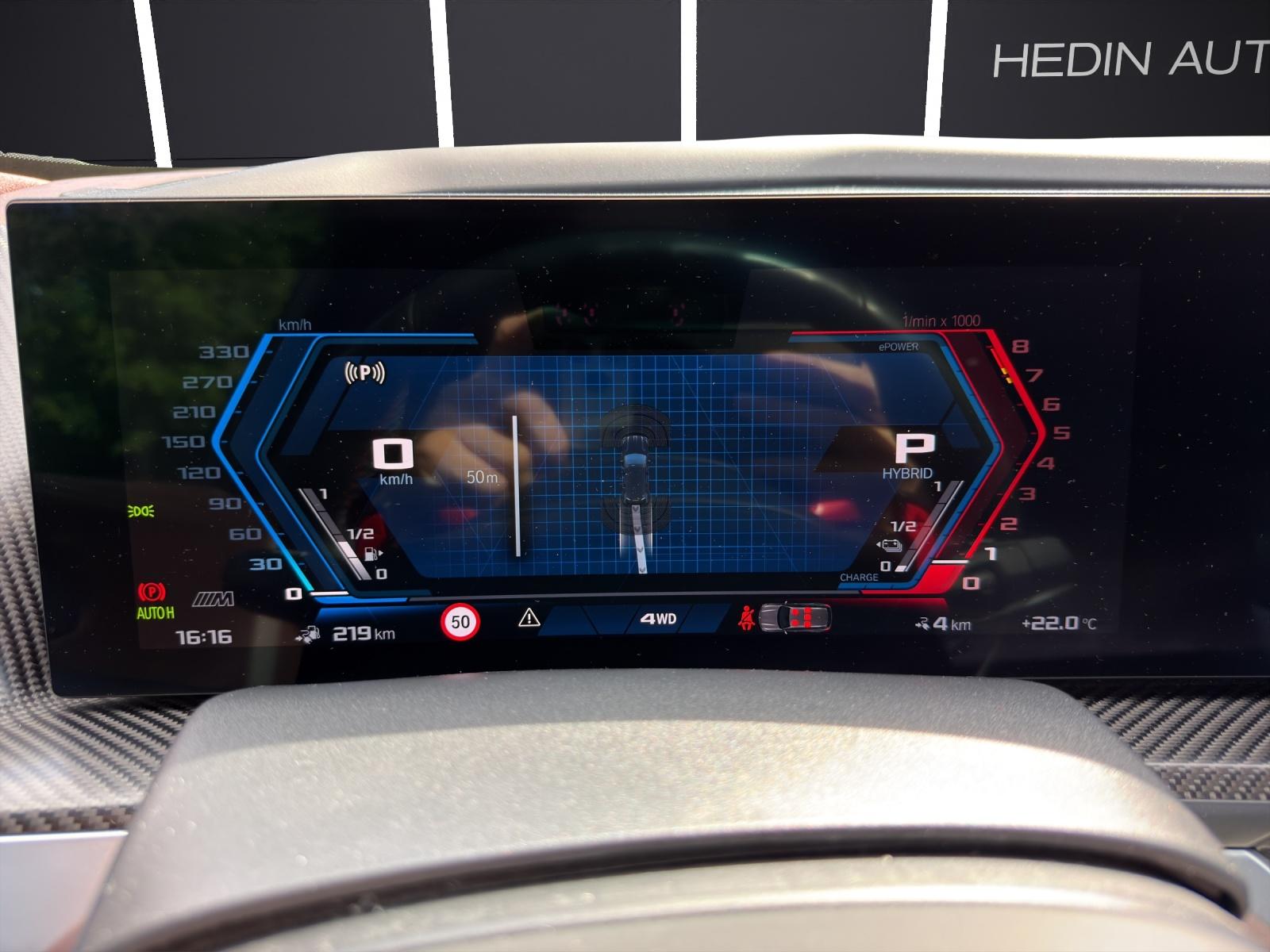 BMW XM Plug-in Hybrid-image-10