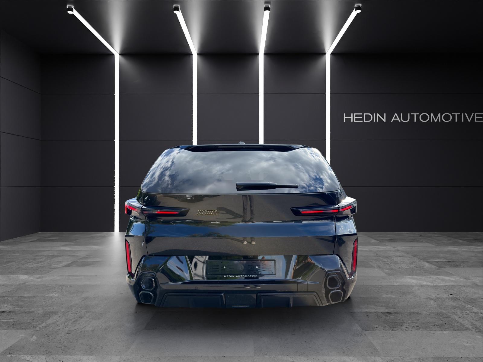 BMW XM Plug-in Hybrid-image-8